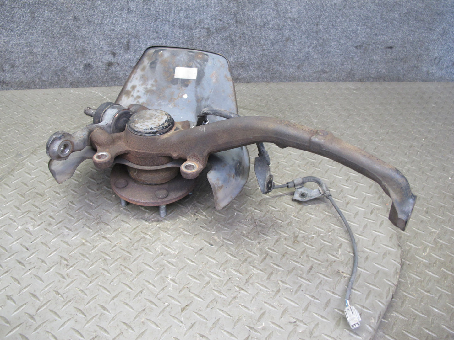 96-00 Toyota MARK2 JZX100 Tourer S Front Right Spindle Knuckle Wheel Hub OEM