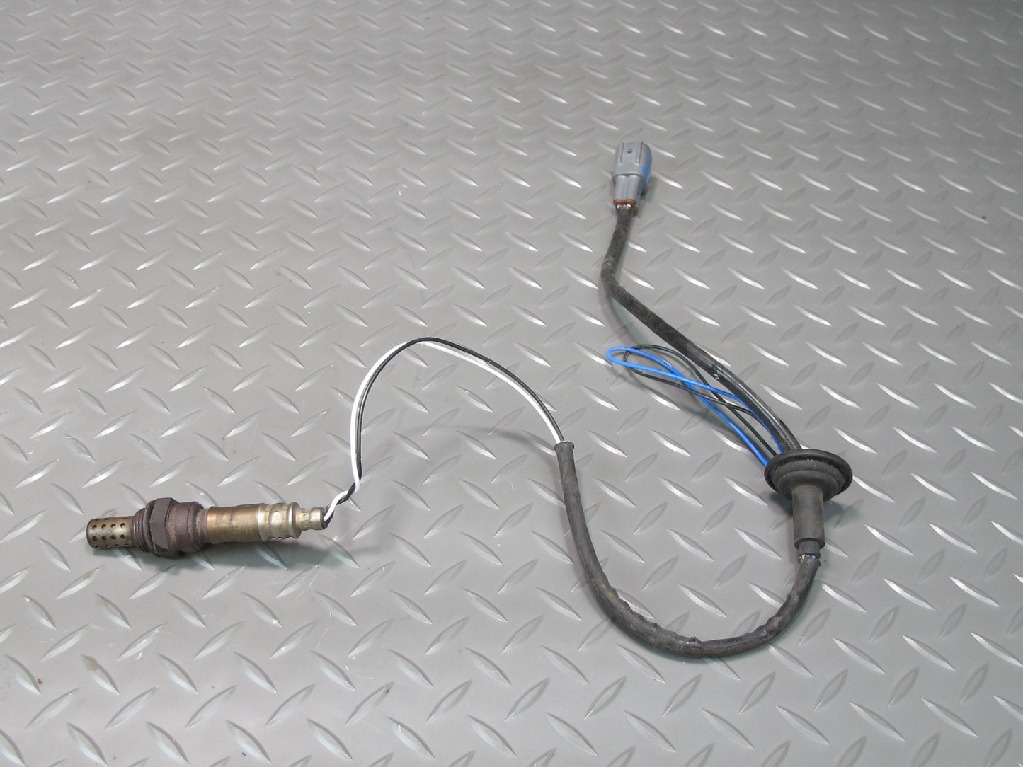 98-00 Lexus UCF20L LS400 Set of 2 Oxygen O2 Lambda Sensor OEM