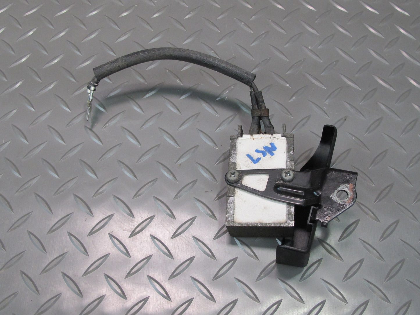 95-00 Lexus UCF20L LS400 Fuel Pump Resistor Module 23080-50030 OEM