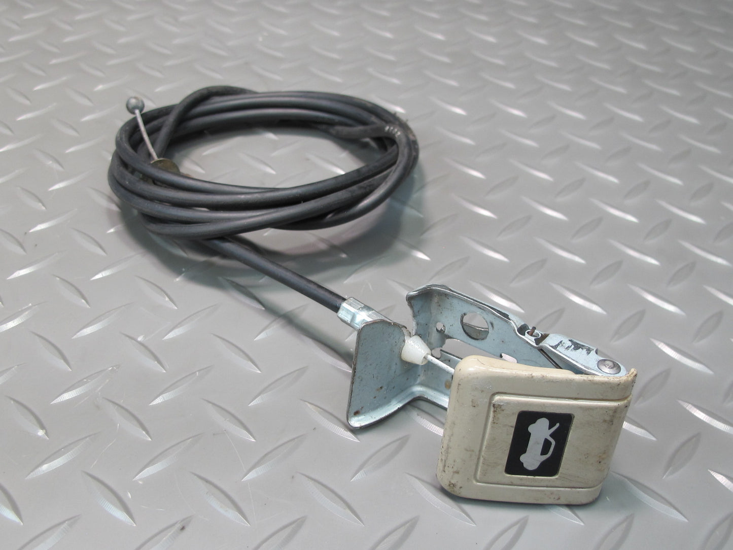 95-00 Lexus UCF20L LS400 Hood Lock Latch Cable Release Handle Set OEM