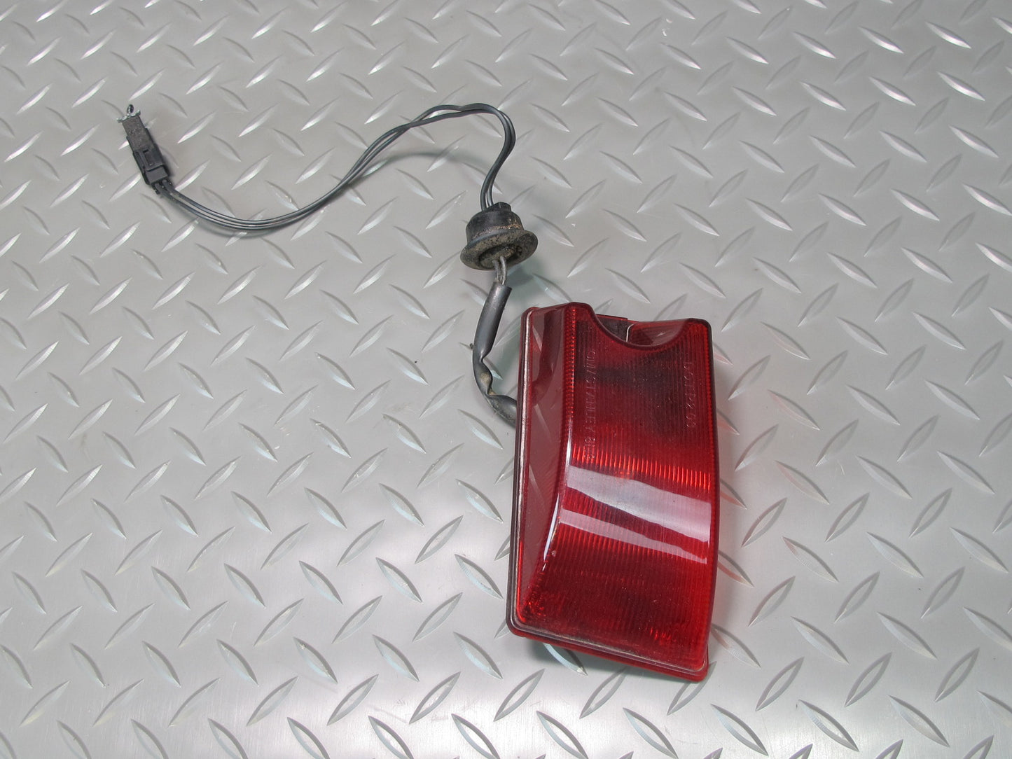 2003-2009 Hummer H2 Rear Roof Clearance Marker Light Lamp Set of 2