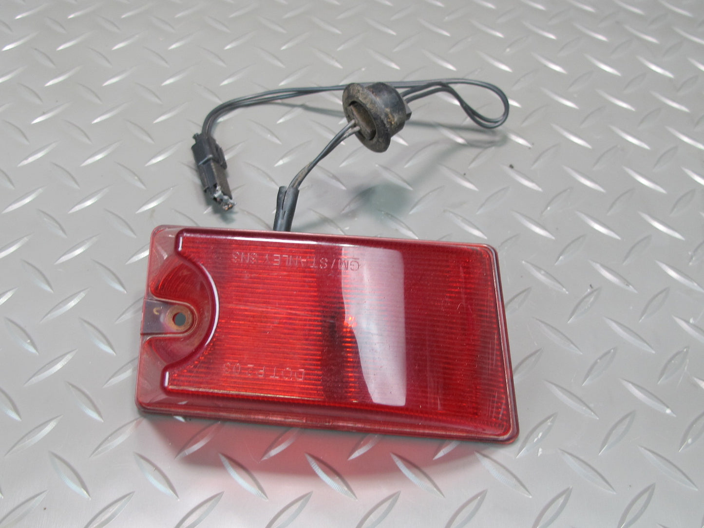 2003-2009 Hummer H2 Rear Roof Clearance Marker Light Lamp Set of 2