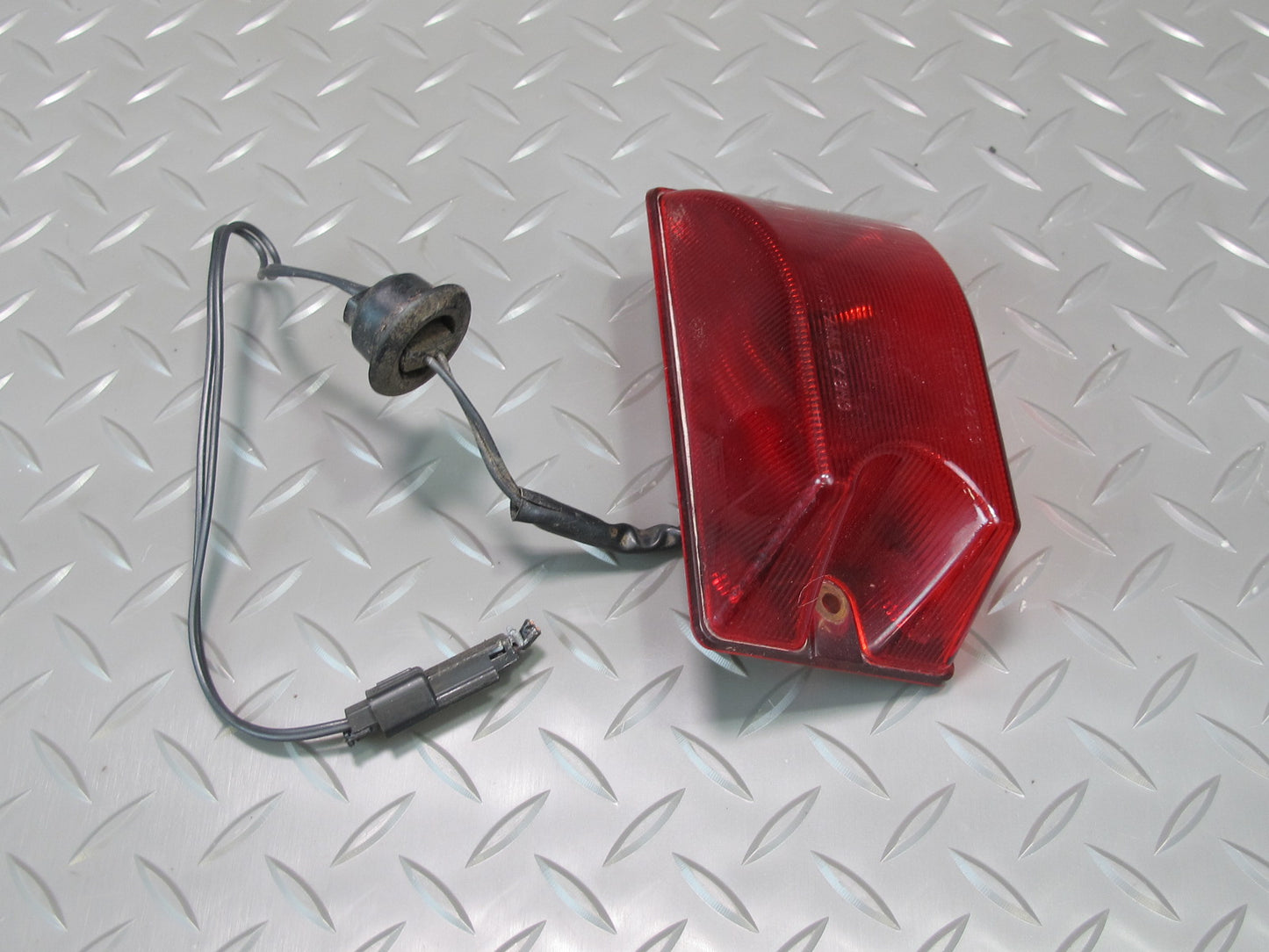 2003-2009 Hummer H2 Rear Roof Clearance Marker Light Lamp Set of 2