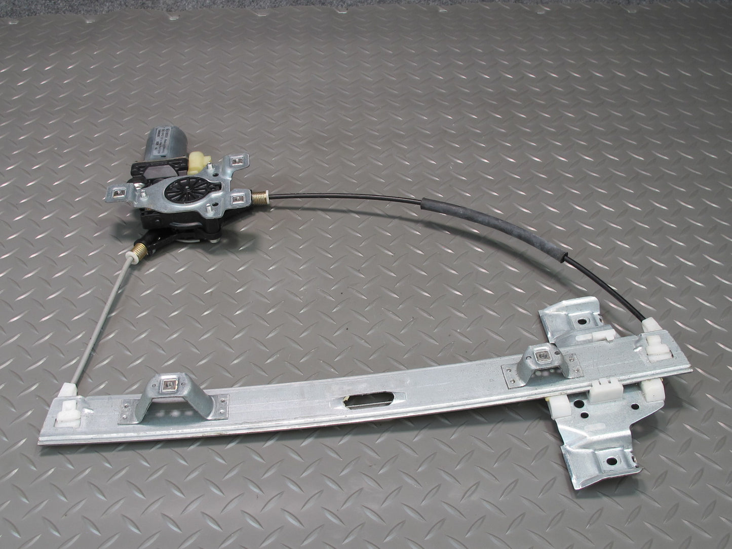 2003-2009 Hummer H2 Rear Left Door Window Regulator w Motor