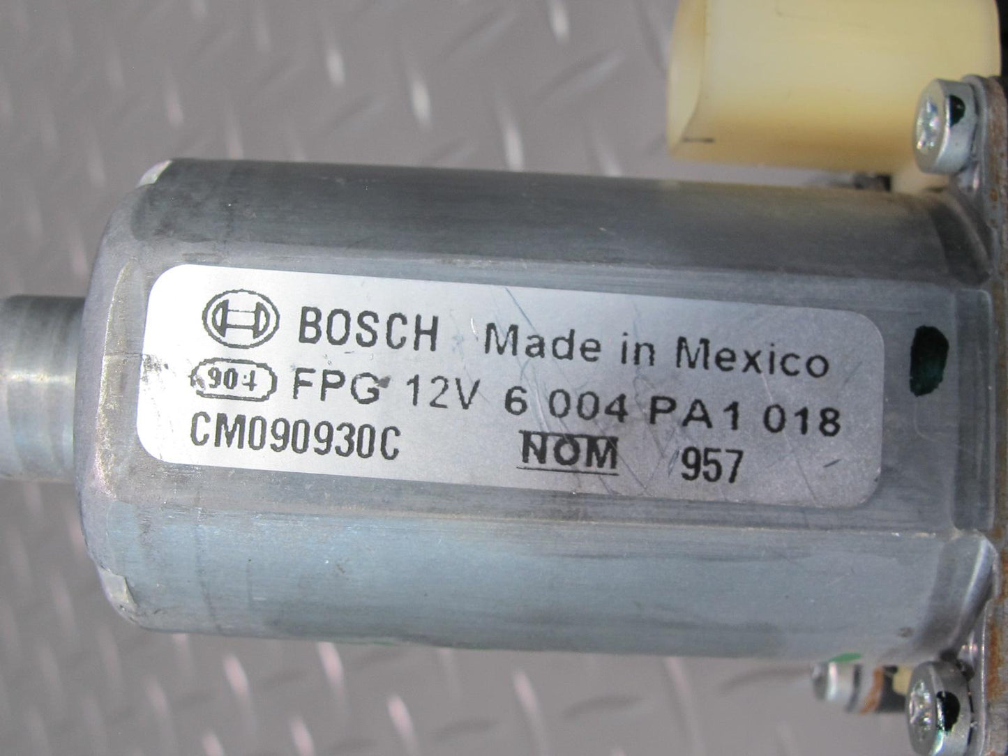 2003-2009 Hummer H2 Rear Left Door Window Regulator w Motor