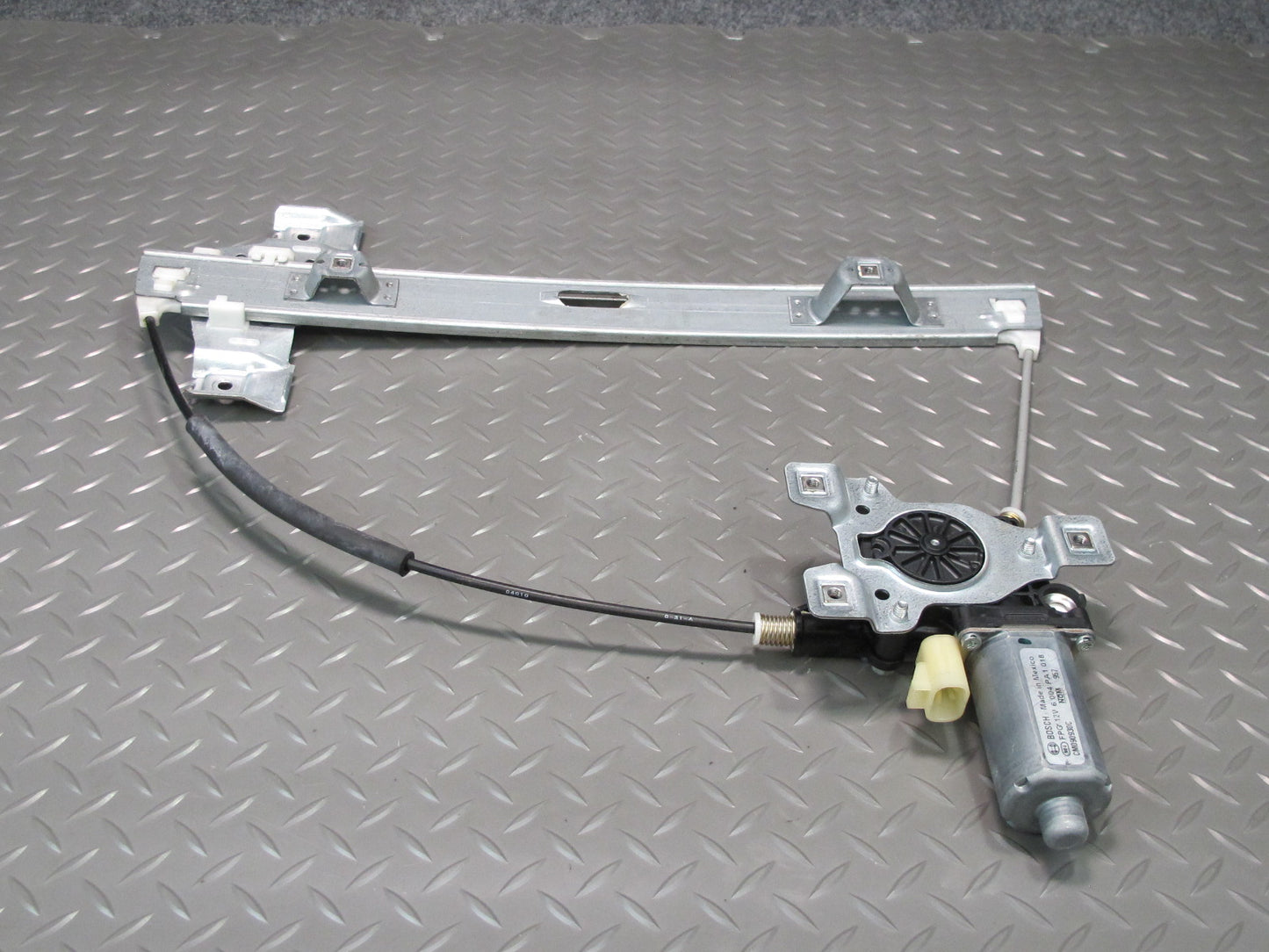 2003-2009 Hummer H2 Rear Left Door Window Regulator w Motor