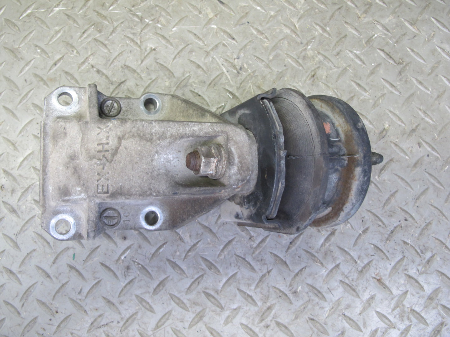 96-99 Toyota MARK2 JZX100 1JZGE Left & Right Engine Motor Mount Set OEM