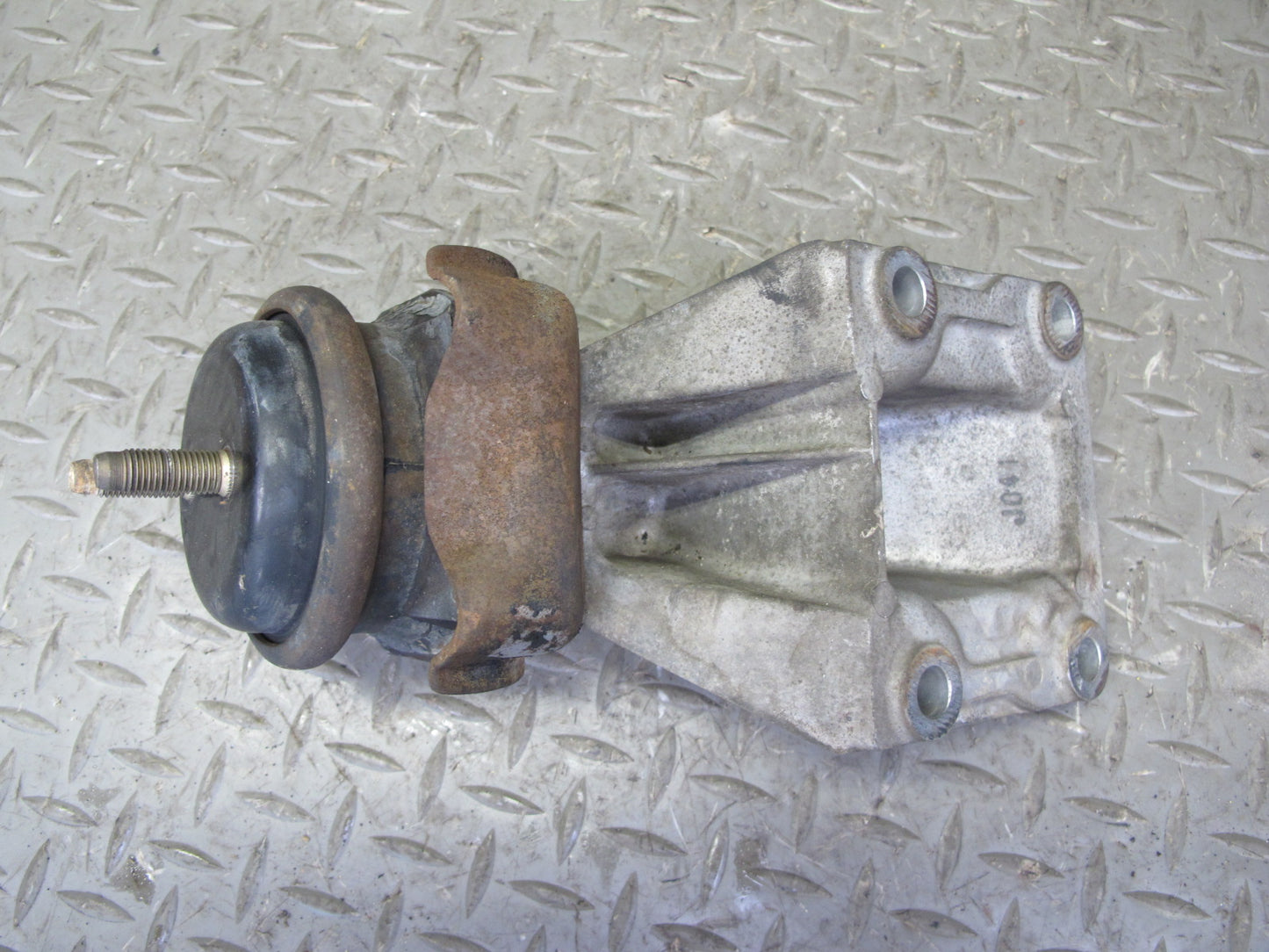 96-99 Toyota MARK2 JZX100 1JZGE Left & Right Engine Motor Mount Set OEM