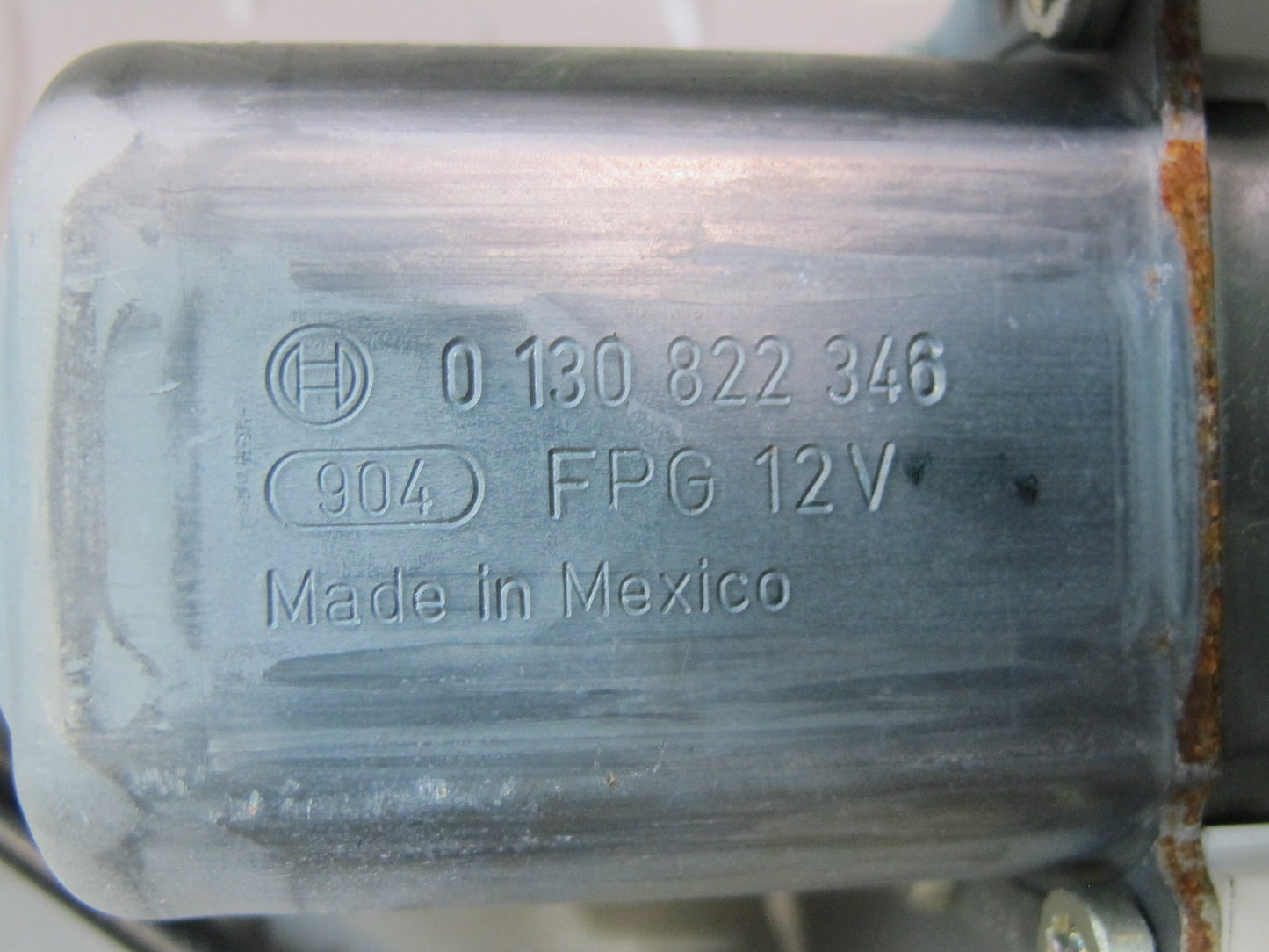 2003-2009 Hummer H2 Front Left Door Window Regulator w Motor