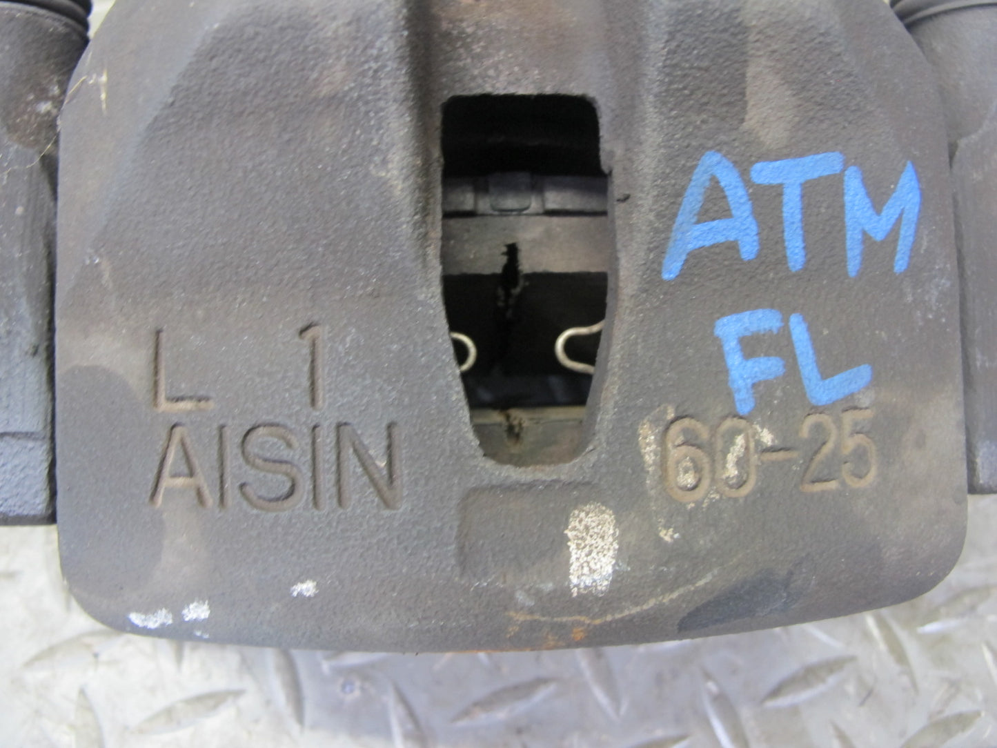 96-00 Toyota MARK2 JZX100 Tourer S Set of 2 Front Left & Right Brake Caliper OEM