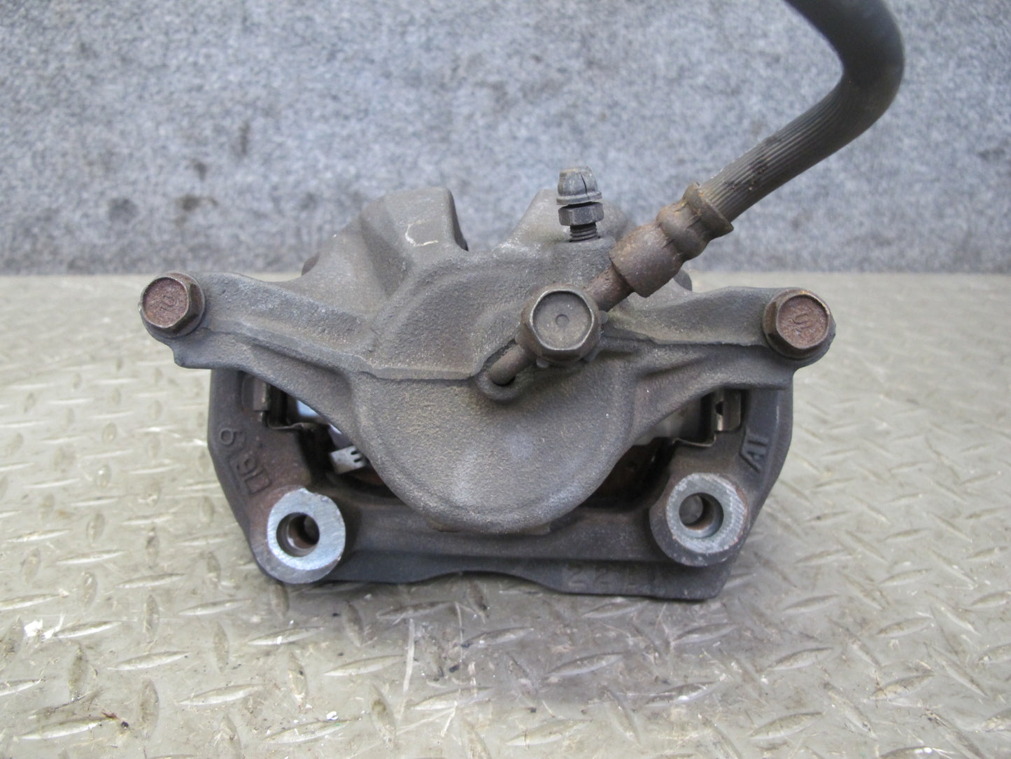 96-00 Toyota MARK2 JZX100 Tourer S Set of 2 Front Left & Right Brake Caliper OEM