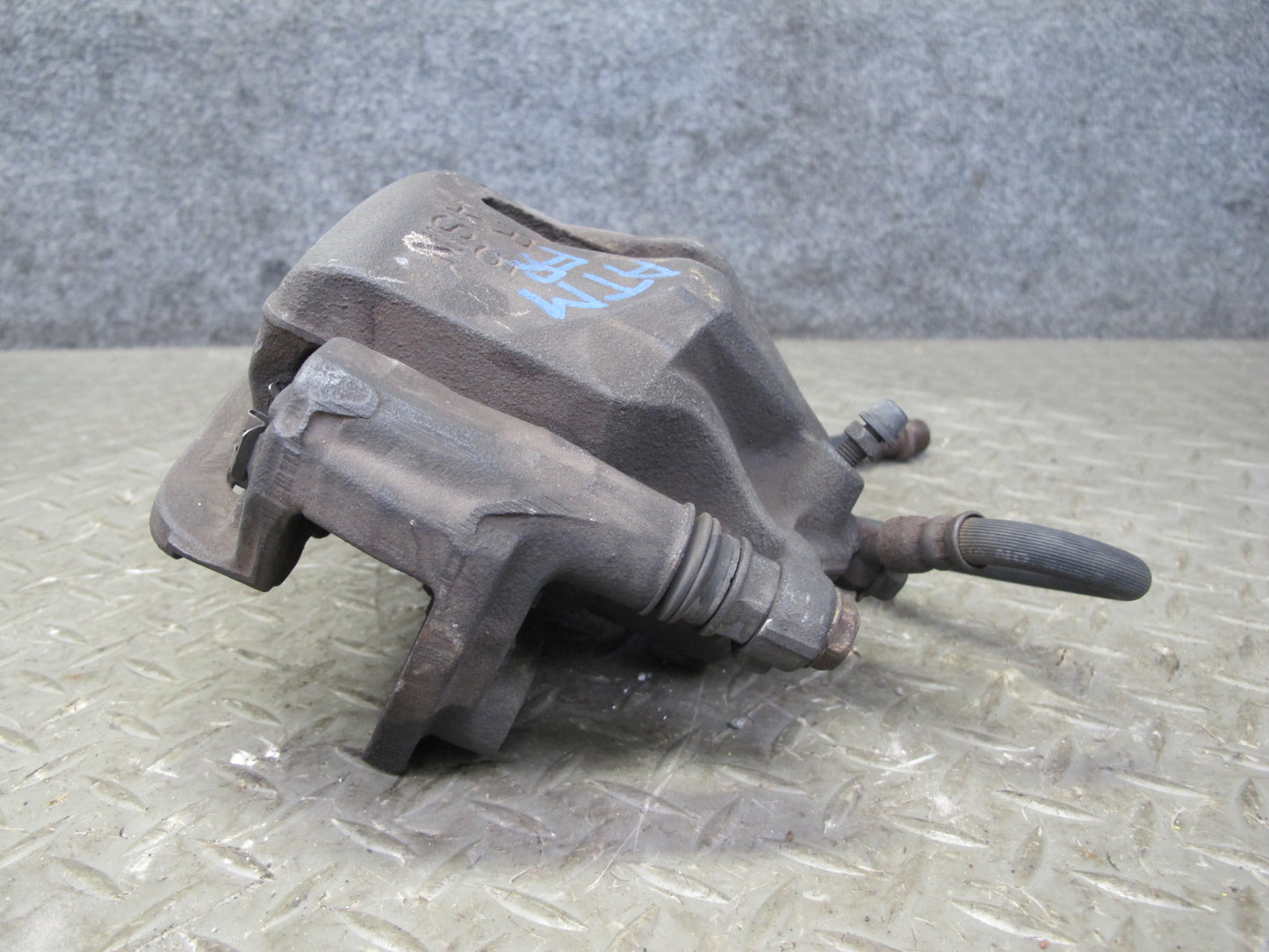 96-00 Toyota MARK2 JZX100 Tourer S Set of 2 Front Left & Right Brake Caliper OEM