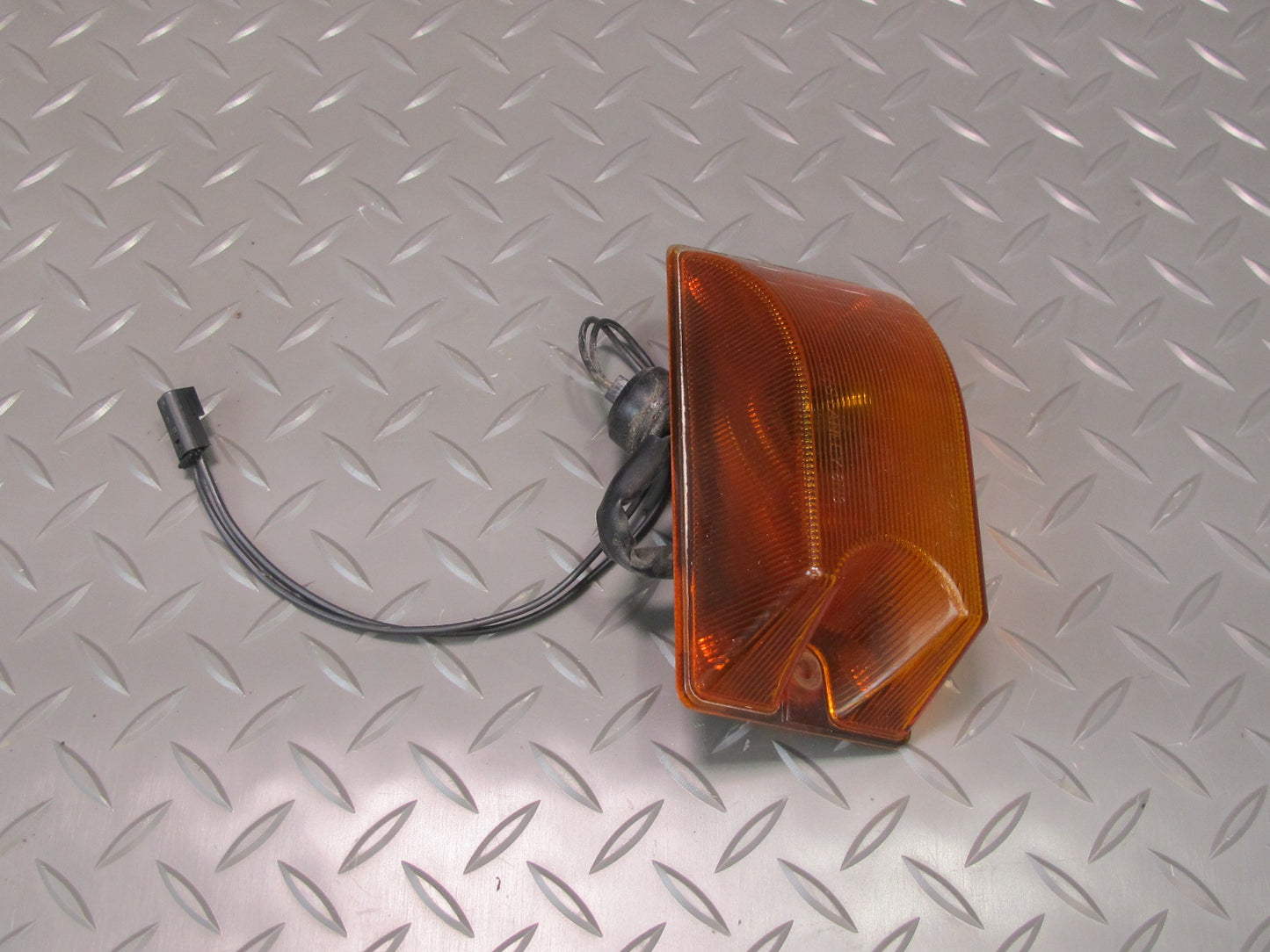 2003-2009 Hummer H2 Front Roof Clearance Marker Light Lamp Set of 2