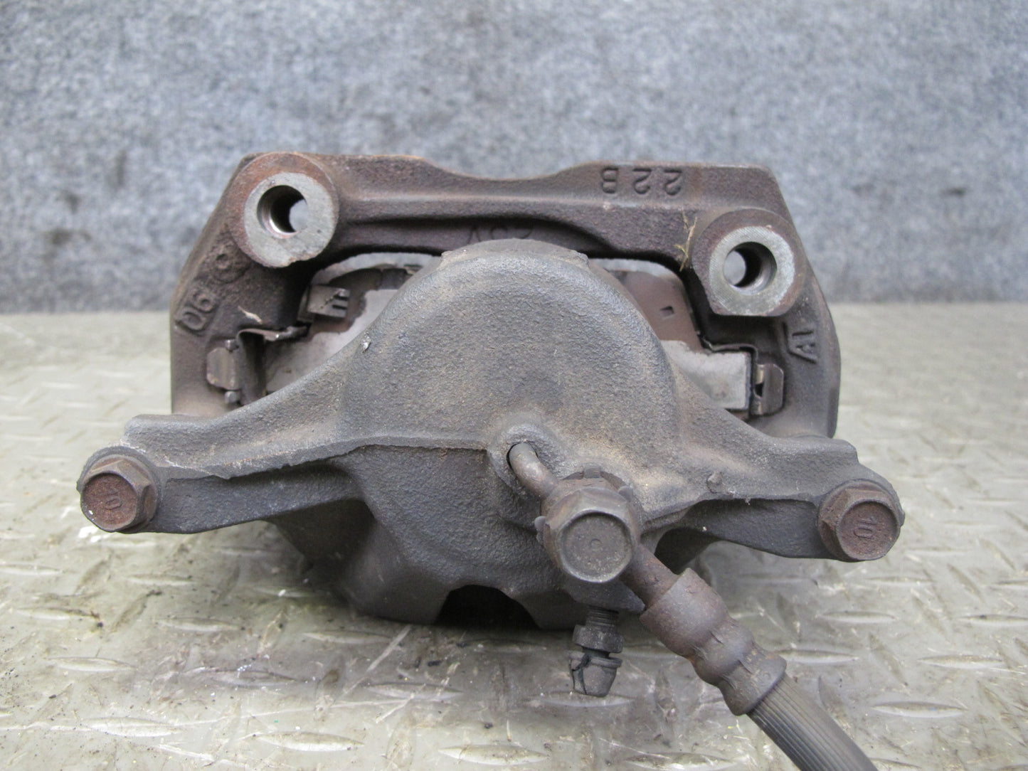 96-00 Toyota MARK2 JZX100 Tourer S Set of 2 Front Left & Right Brake Caliper OEM