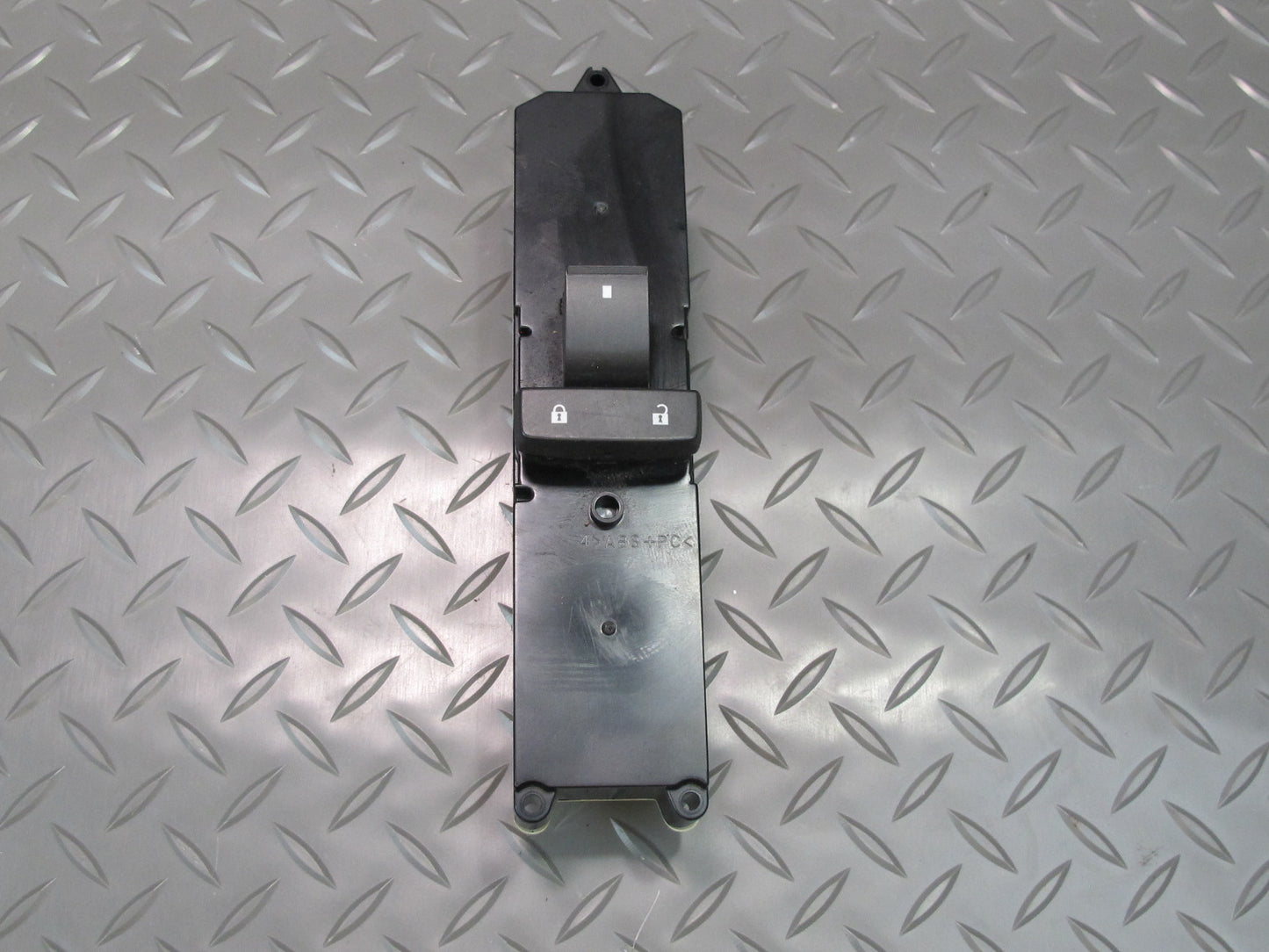 2008-2009 Hummer H2 Front Right Door Window Switch 10377669