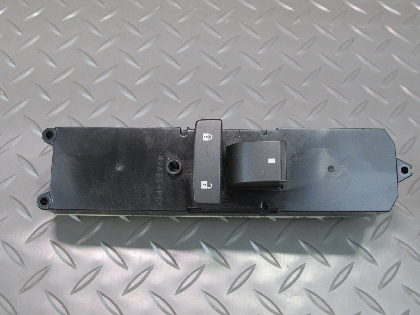 2008-2009 Hummer H2 Front Right Door Window Switch 10377669