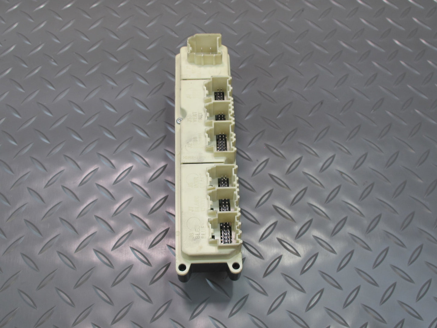 2008-2009 Hummer H2 Front Right Door Window Switch 10377669