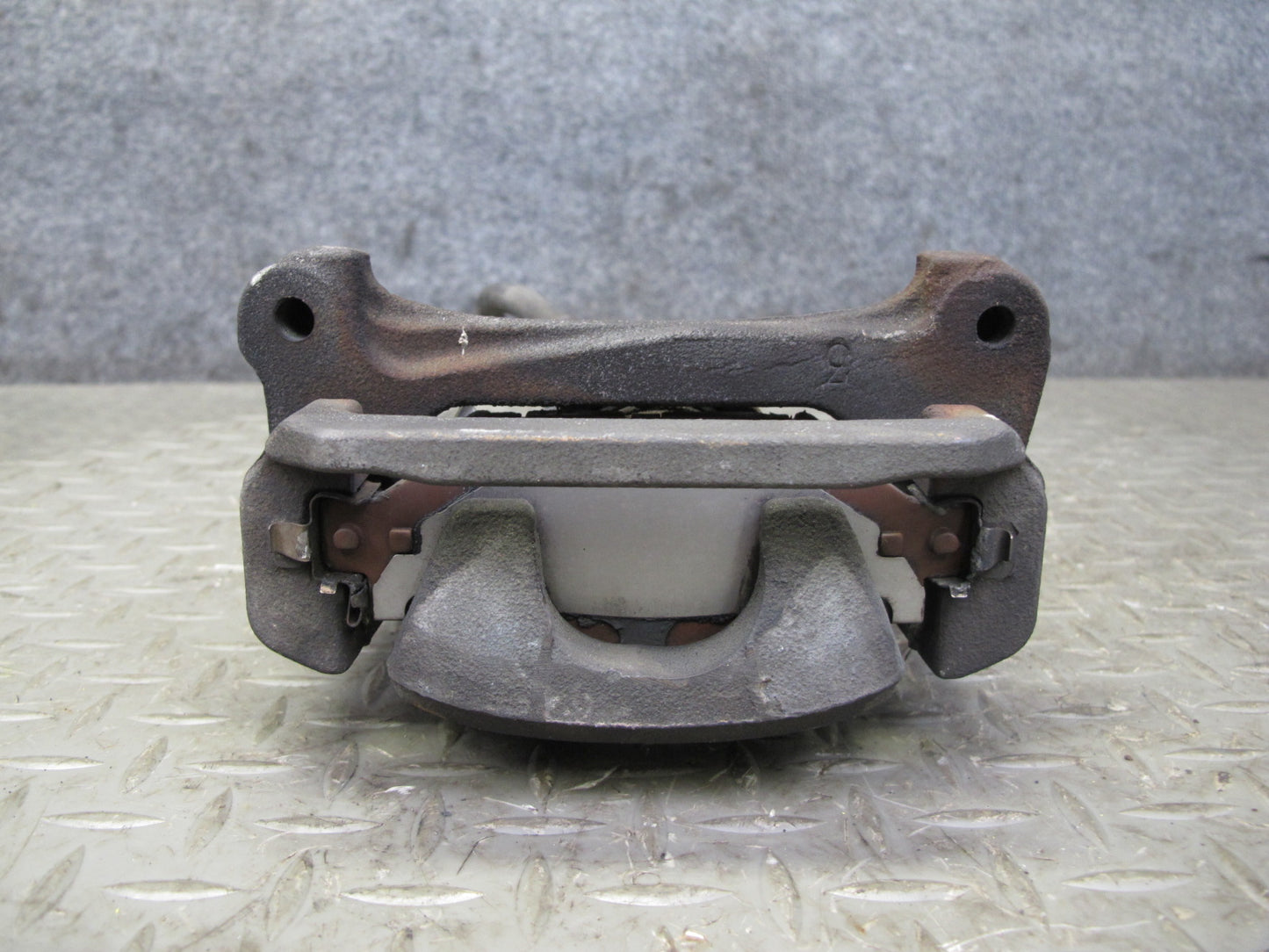 96-00 Toyota MARK2 JZX100 Tourer S Set of 2 Rear Left & Right Brake Caliper OEM