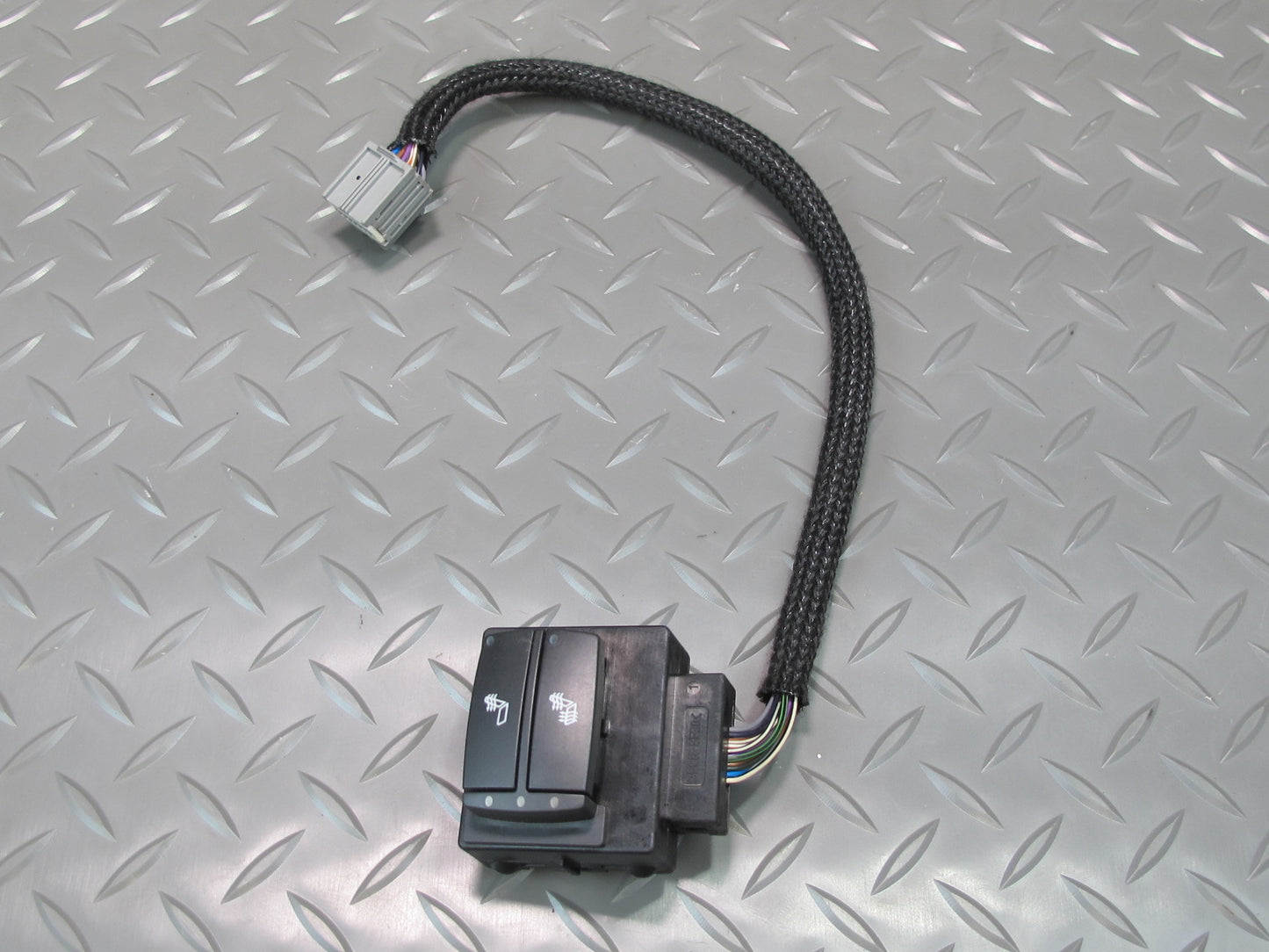 2008-2009 Hummer H2 Front Right Seat Adjustment Memory Control Switch