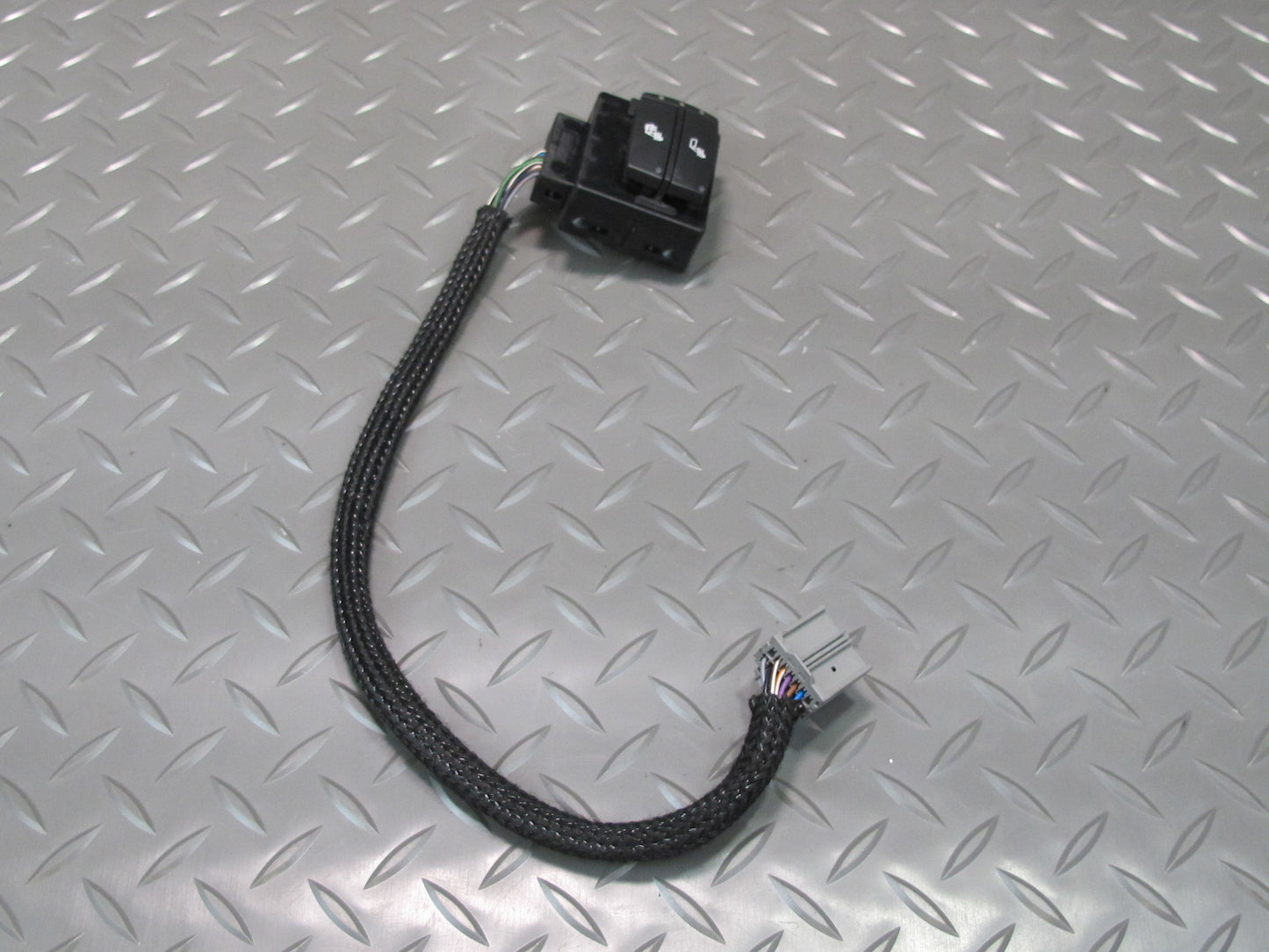 2008-2009 Hummer H2 Front Right Seat Adjustment Memory Control Switch