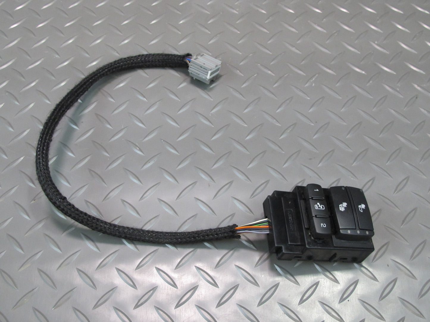 2008-2009 Hummer H2 Front Left Seat Adjustment Memory Control Switch