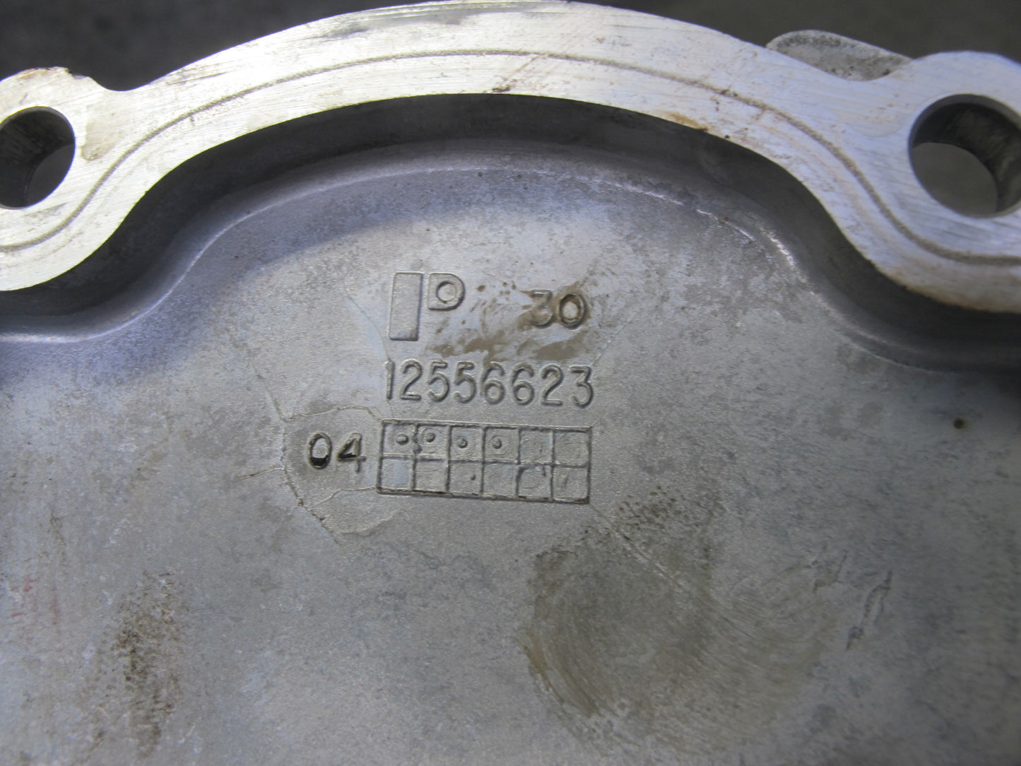 2003-2007 Hummer H2 6.0L Front Engine Motor Timing Plate Cover 12556623