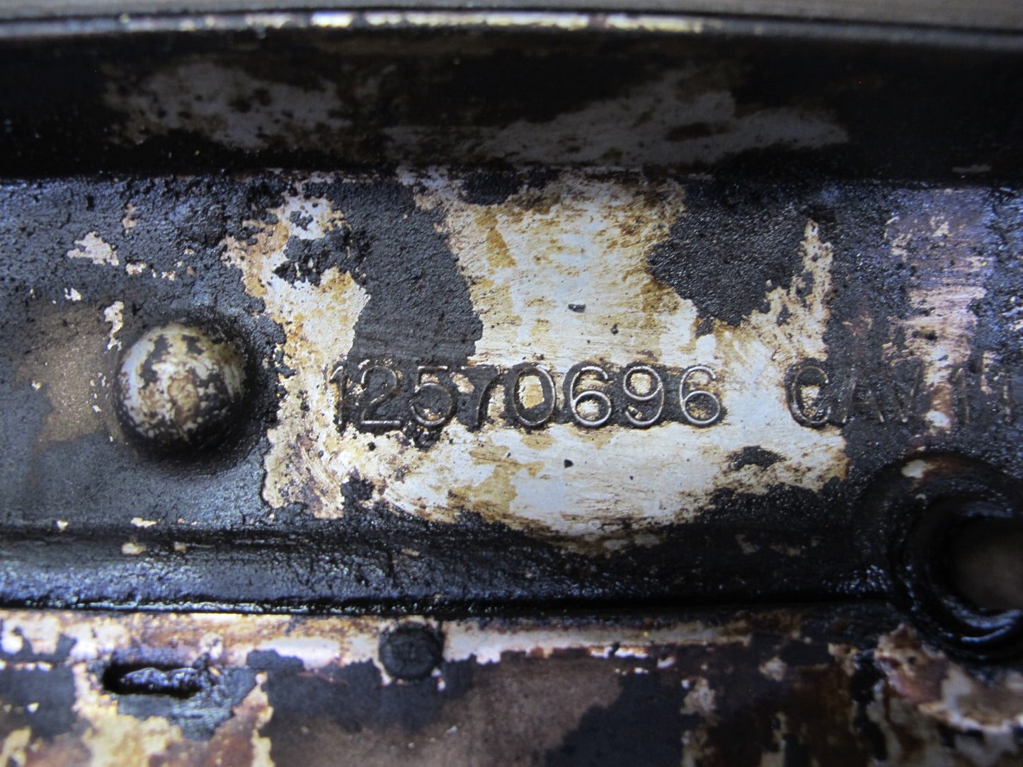 2003-2007 Hummer H2 6.0L Engine Right & Left Side Cylinder Head Valve 1COVER Set