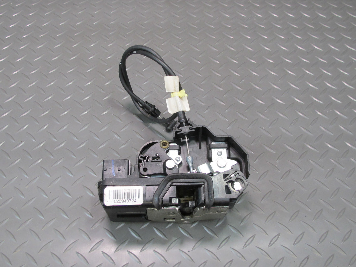 2008-2009 Hummer H2 Front Left Door Lock Latch Actuator