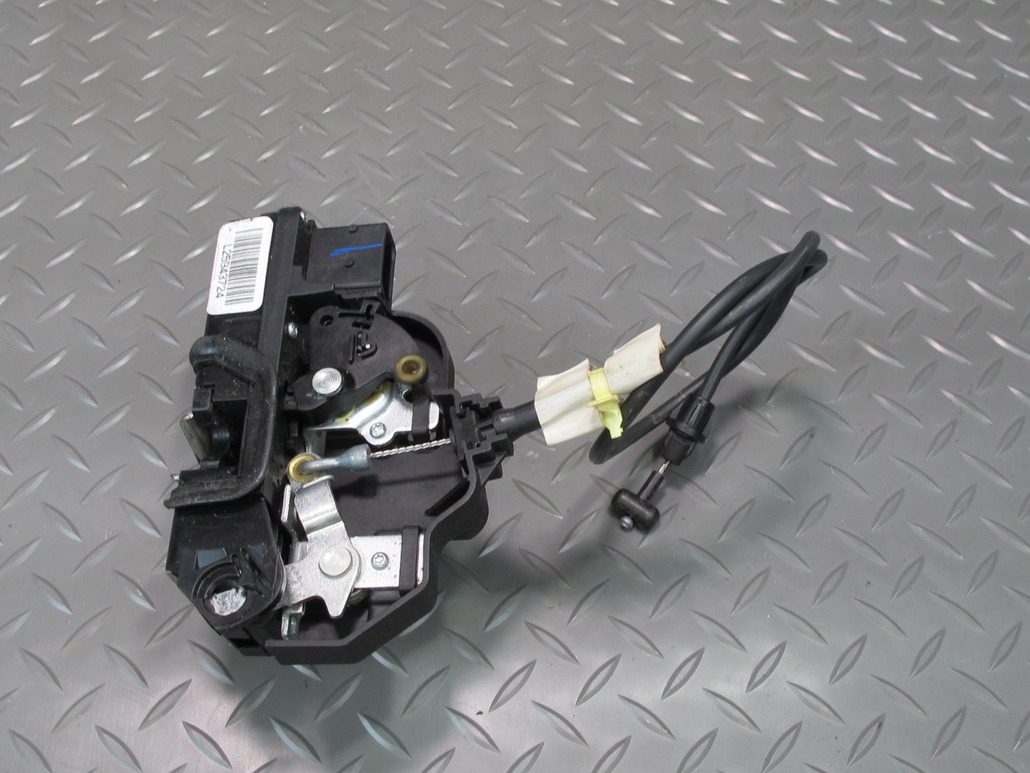 2008-2009 Hummer H2 Front Left Door Lock Latch Actuator