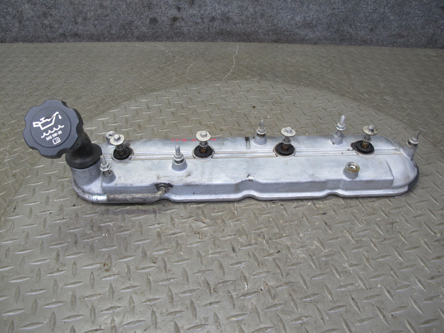 2003-2007 Hummer H2 6.0L Engine Right & Left Side Cylinder Head Valve 1COVER Set