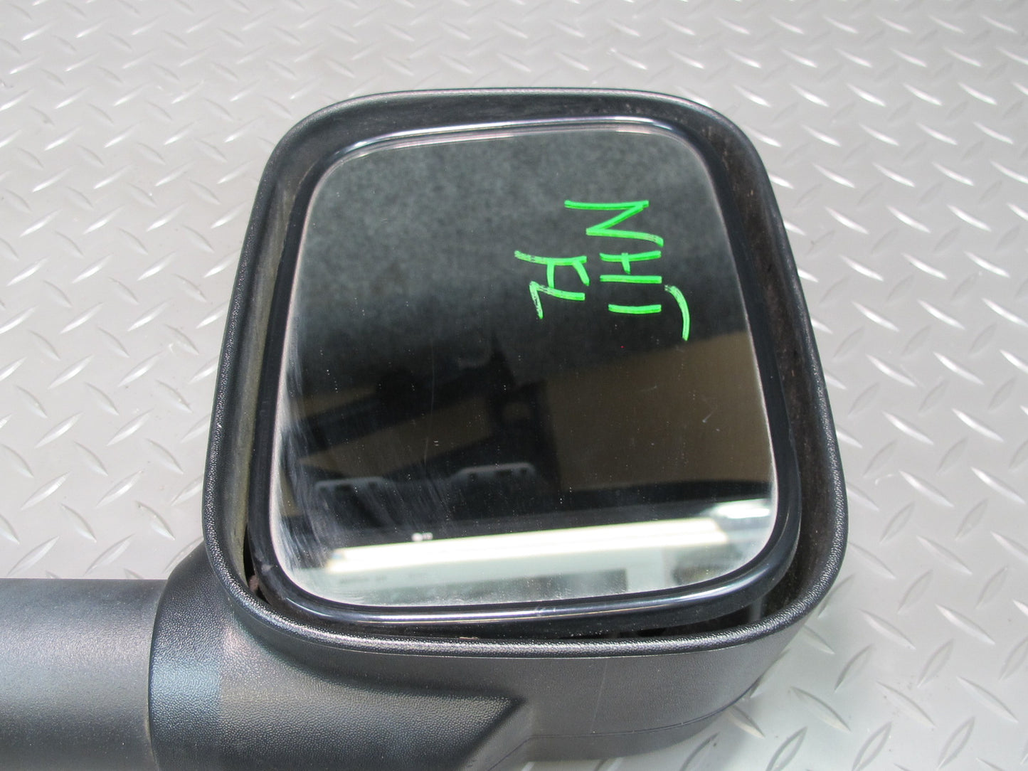 2008-2009 Hummer H2 Left Door Exterior Heated Side View Mirror