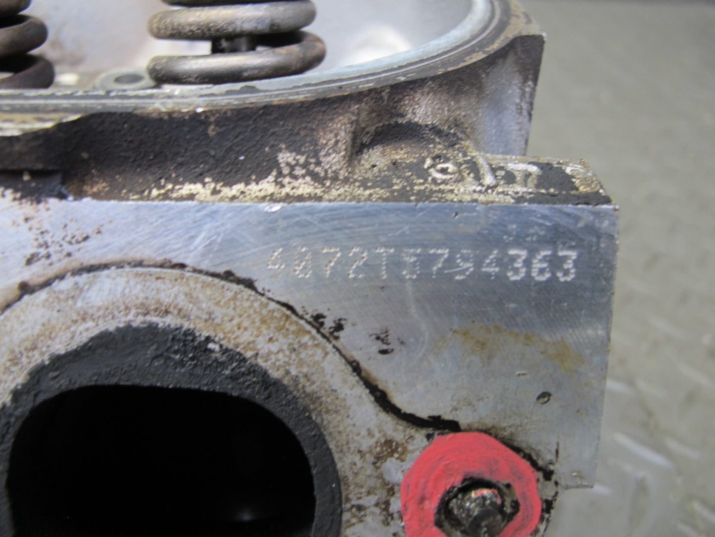 2003-2007 Hummer H2 6.0L LQ4 V8 Engine Motor Left Side Cylinder Head