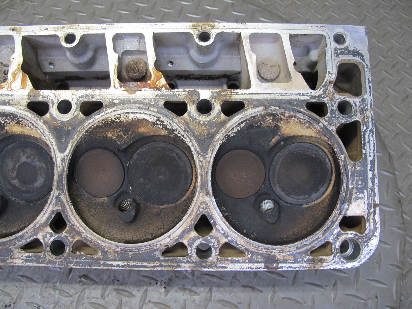 2003-2007 Hummer H2 6.0L LQ4 V8 Engine Motor Left Side Cylinder Head