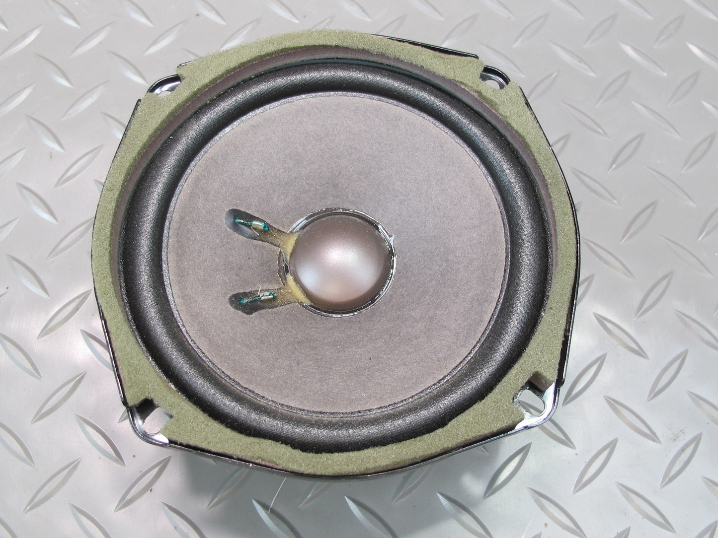 2008-2009 Hummer H2 Front or Rear Left & Right Door Audio Speaker Set of 2