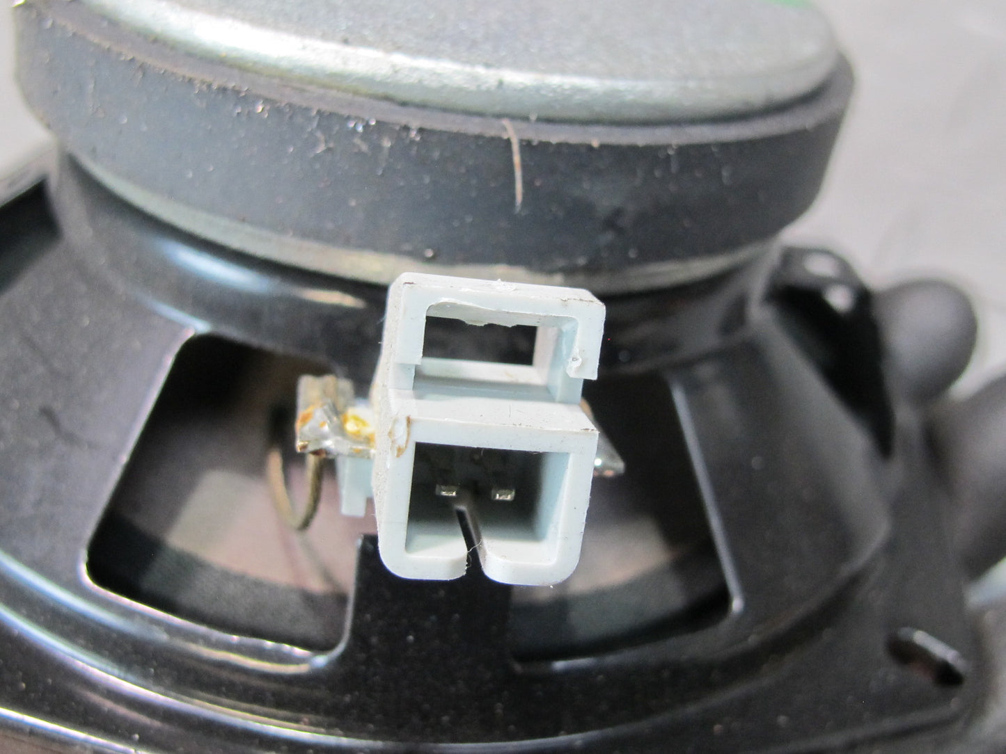 2008-2009 Hummer H2 Front or Rear Left & Right Door Audio Speaker Set of 2