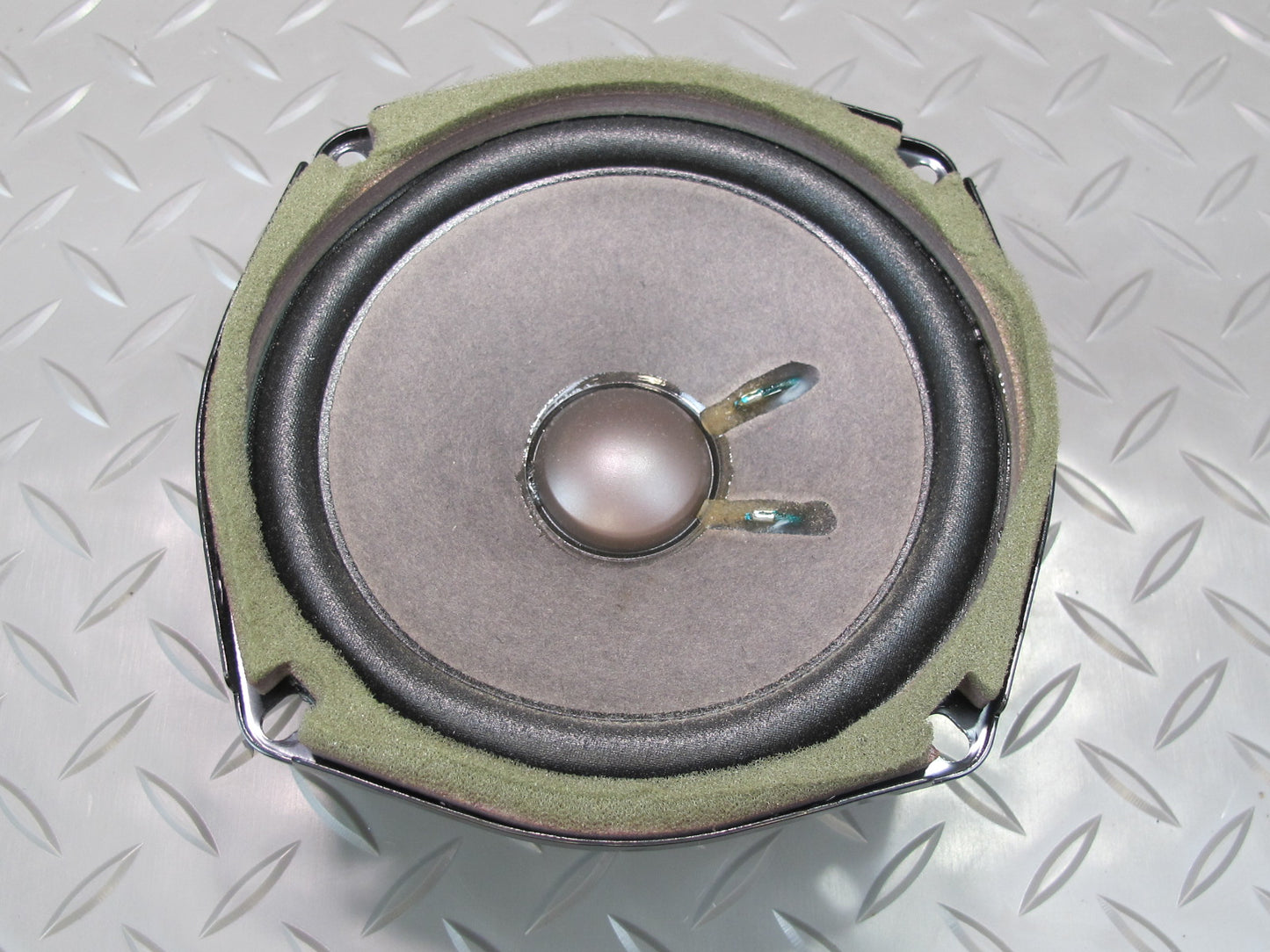 2008-2009 Hummer H2 Front or Rear Left & Right Door Audio Speaker Set of 2