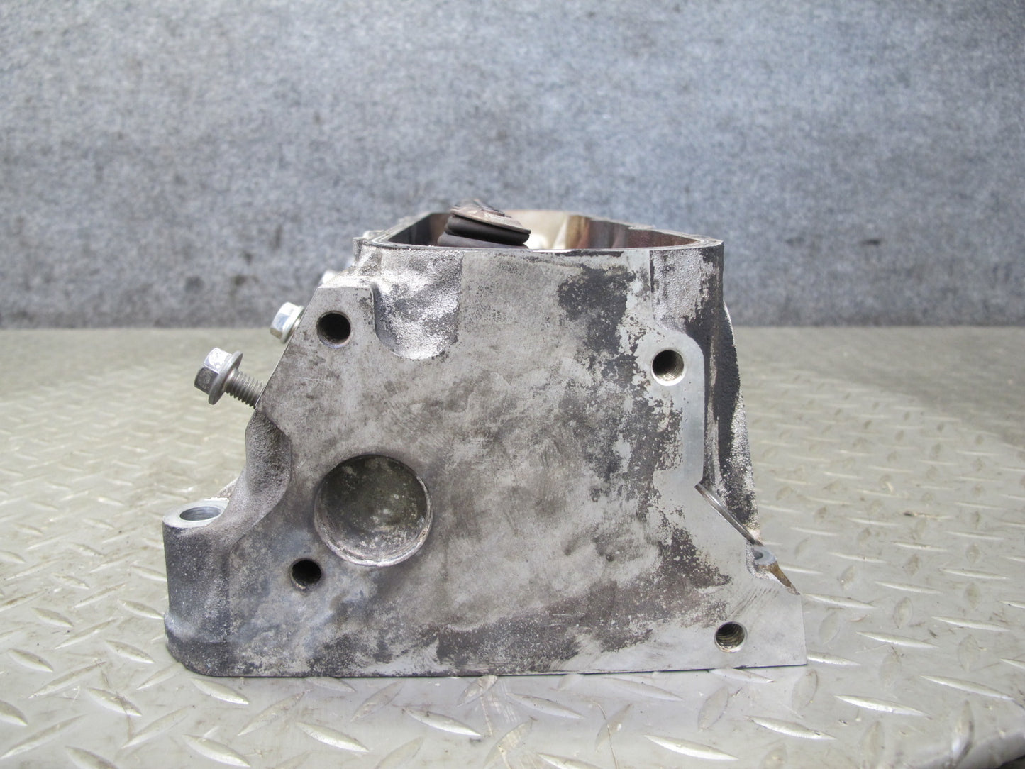 2003-2007 Hummer H2 6.0L LQ4 V8 Engine Motor Right Side Cylinder Head