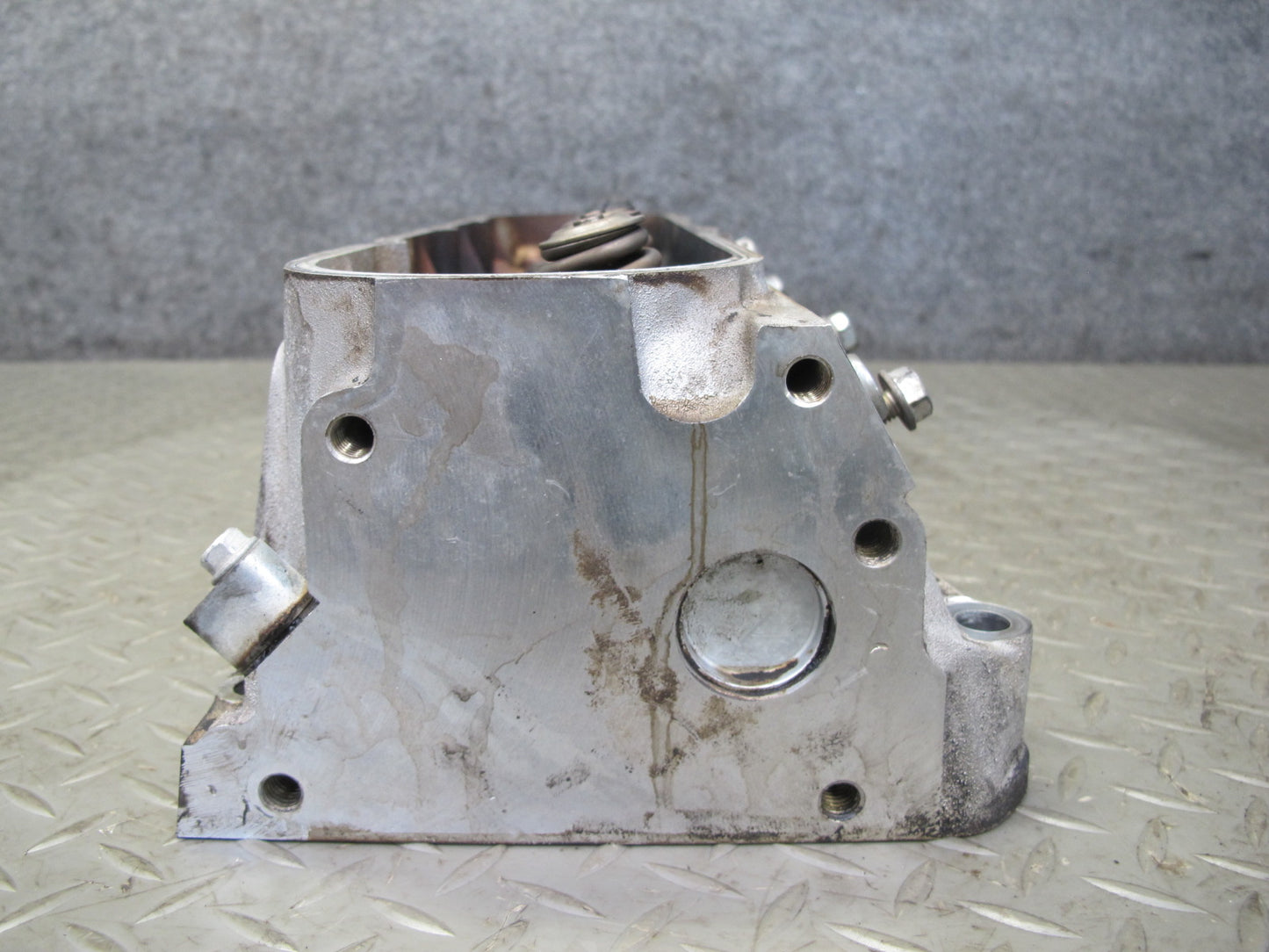 2003-2007 Hummer H2 6.0L LQ4 V8 Engine Motor Right Side Cylinder Head