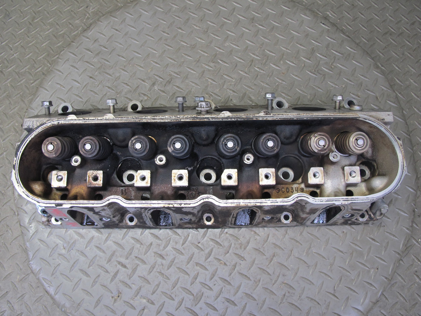 2003-2007 Hummer H2 6.0L LQ4 V8 Engine Motor Right Side Cylinder Head