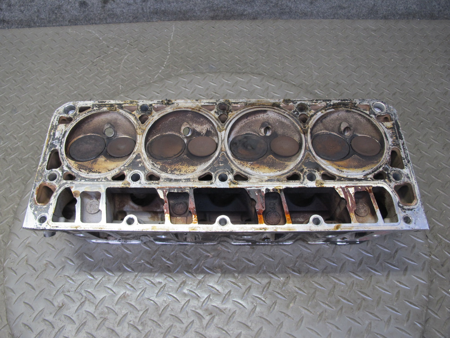 2003-2007 Hummer H2 6.0L LQ4 V8 Engine Motor Right Side Cylinder Head