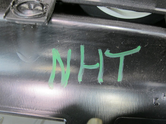 2008-2009 Hummer H2 Dash Center Air Vent Panel Radio Trim w Switches