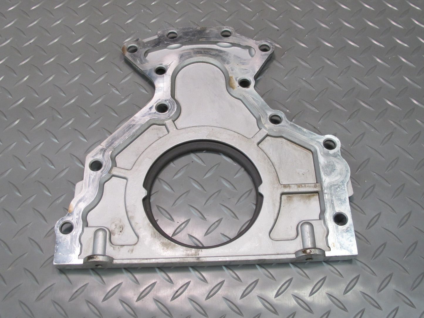 2003-2007 Hummer H2 6.0L Engine Motor Timing Plate Cover