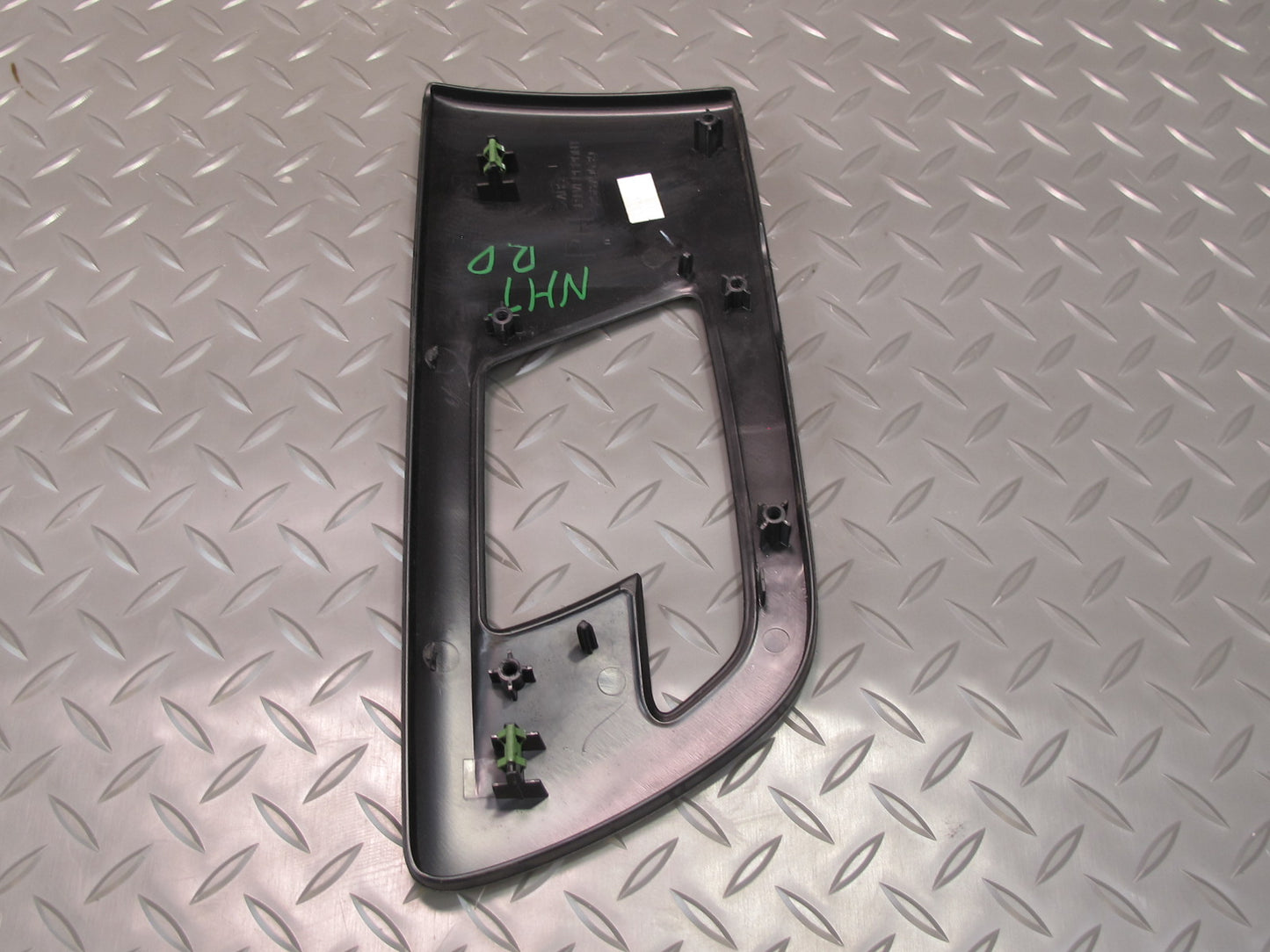 2008-2009 Hummer H2 Rear Right Door Interior Handle Trim Bezel Cover Panel