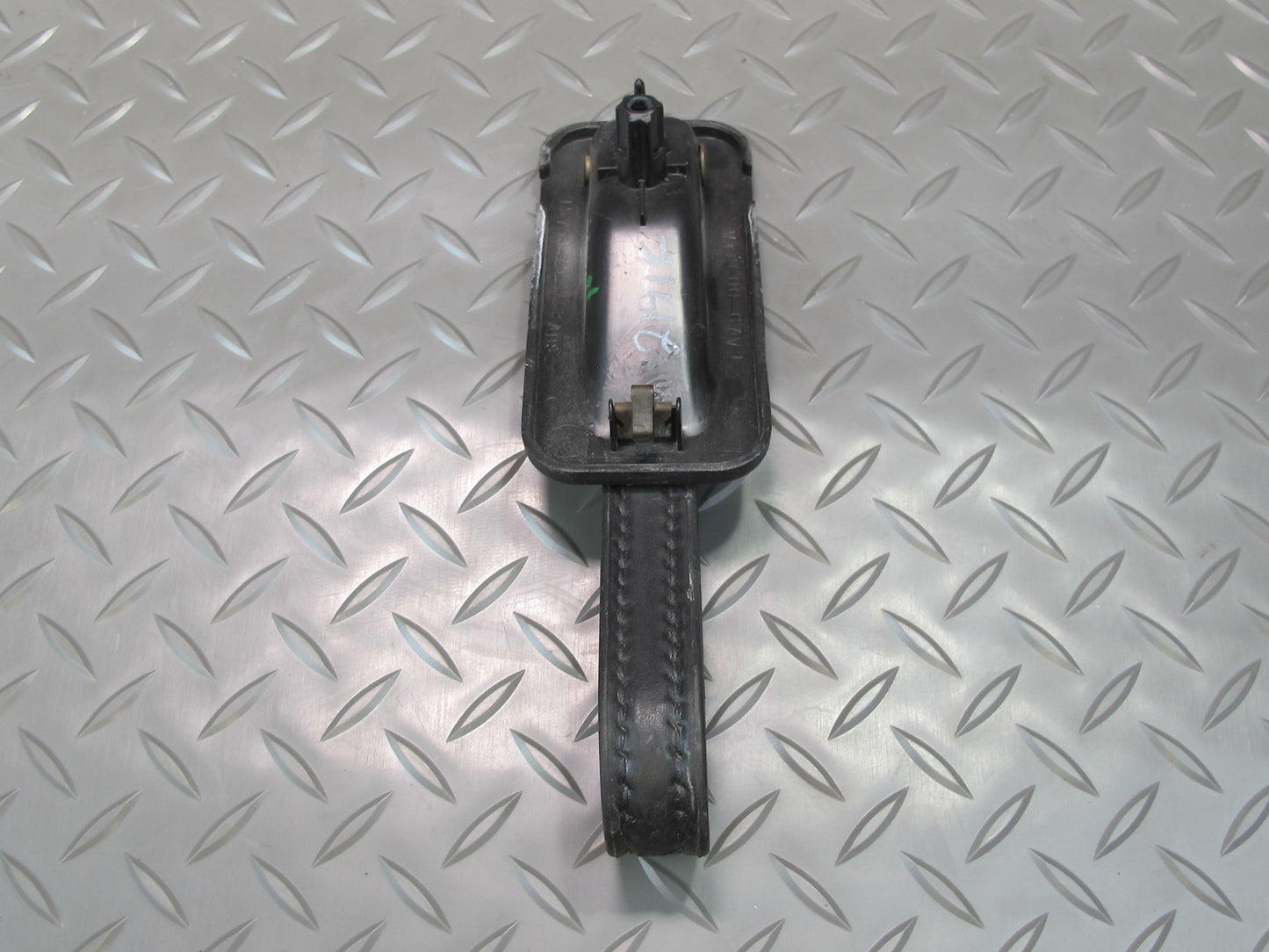 2008-2009 Hummer H2 Rear Liftgate Tailgate Strap Grab Handle