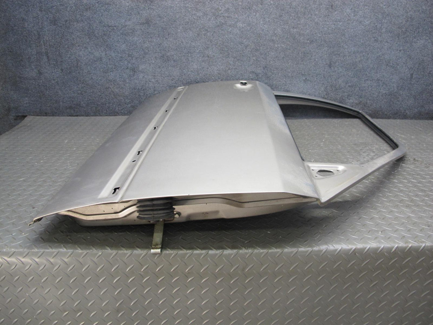 90-95 Mercedes W124 300D Sedan Front Right Passenger Door Shell Panel Silver OEM