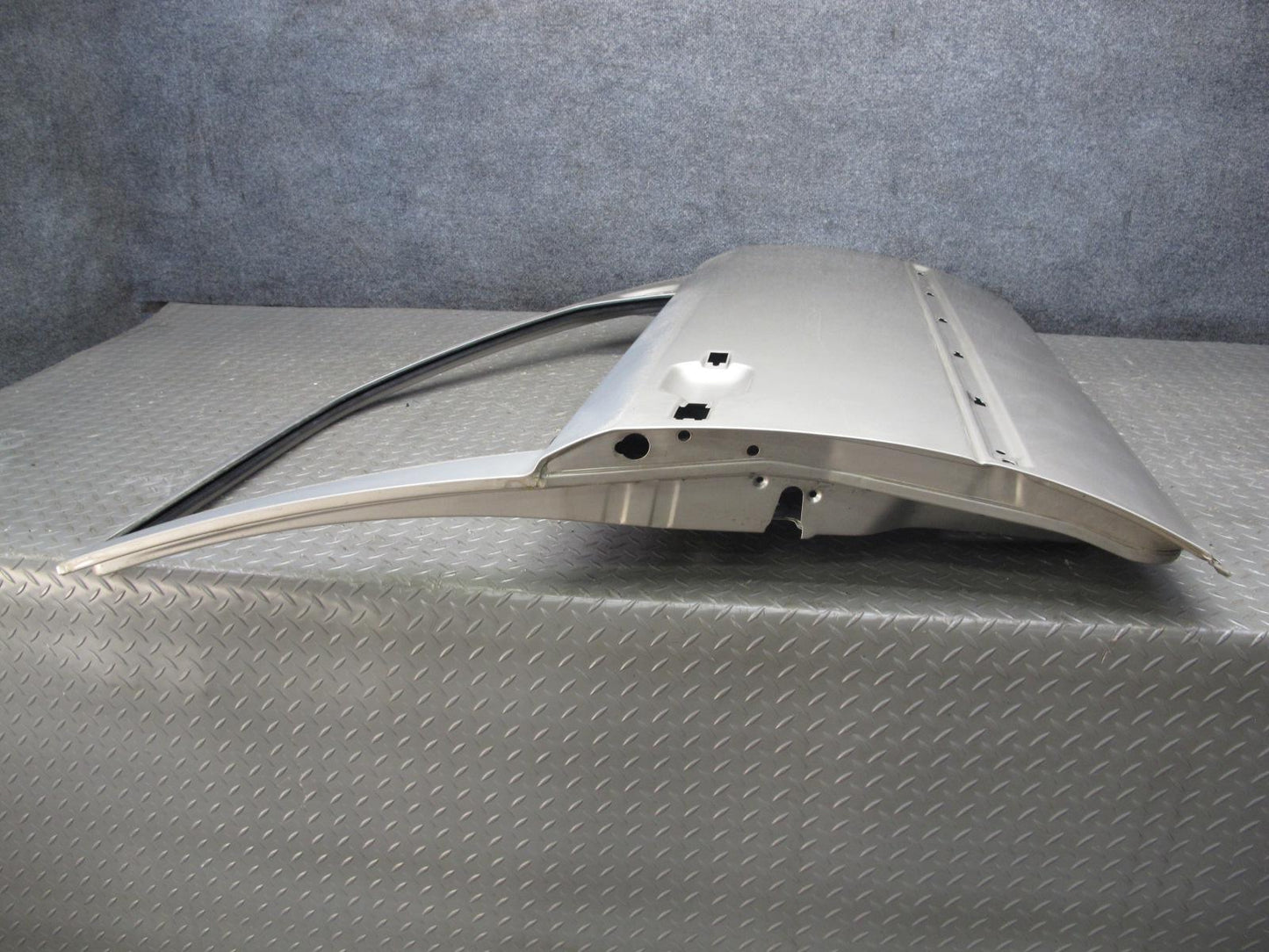 90-95 Mercedes W124 300D Sedan Front Right Passenger Door Shell Panel Silver OEM