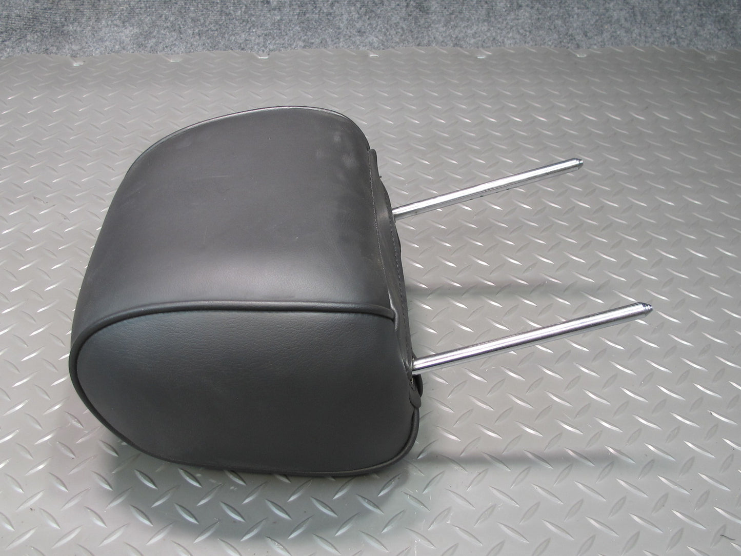 2008-2009 Hummer H2 Front Left & Right Seat Leather Headrest Set of 2 Black