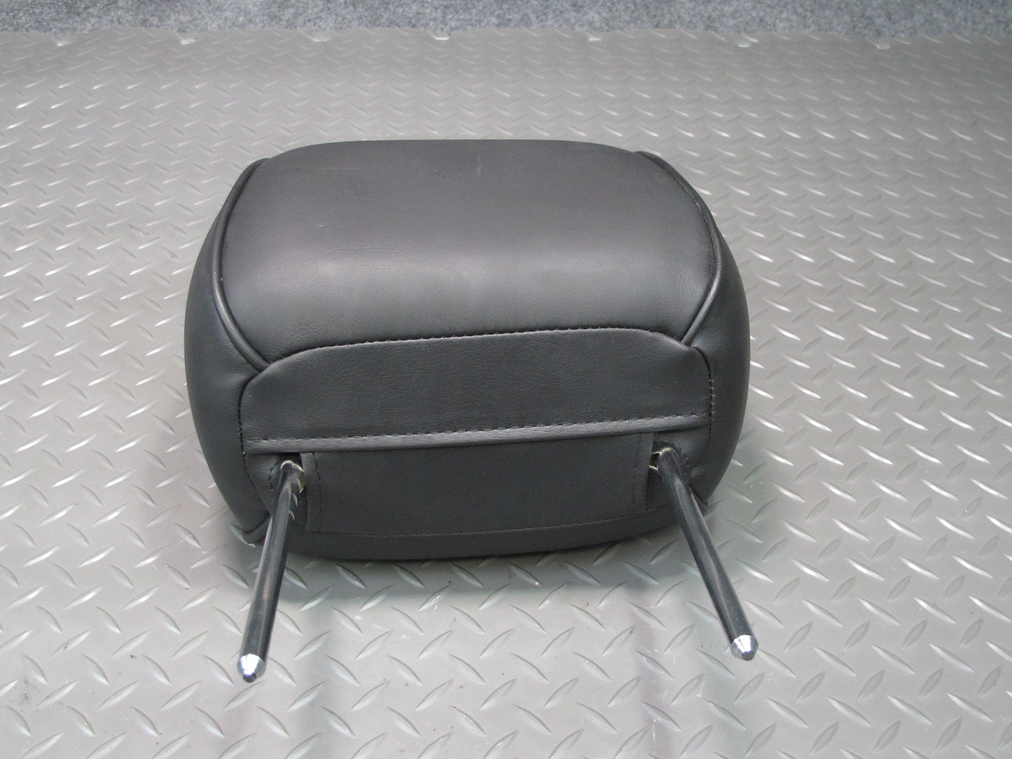 2008-2009 Hummer H2 Front Left & Right Seat Leather Headrest Set of 2 Black