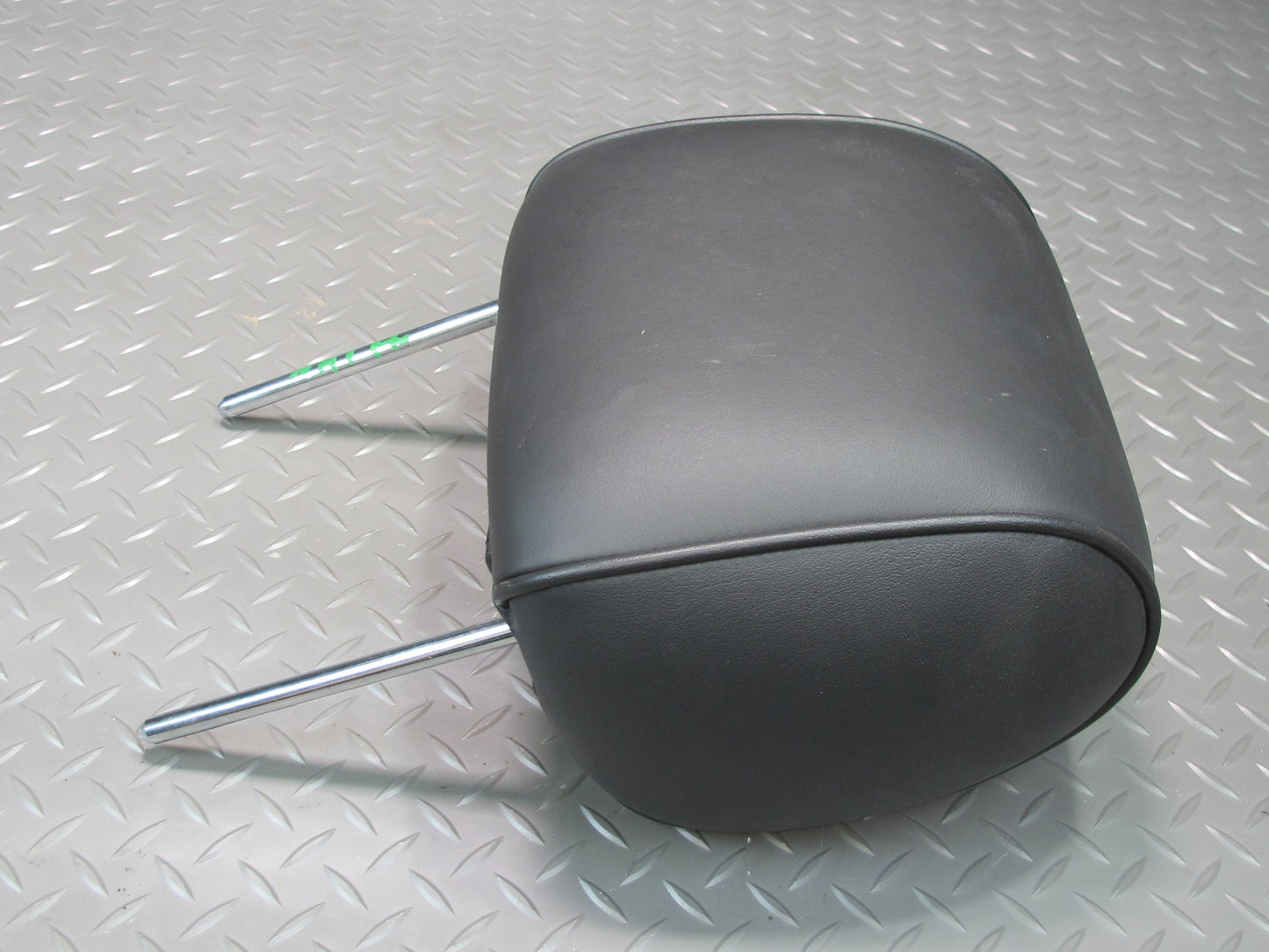 2008-2009 Hummer H2 Front Left & Right Seat Leather Headrest Set of 2 Black