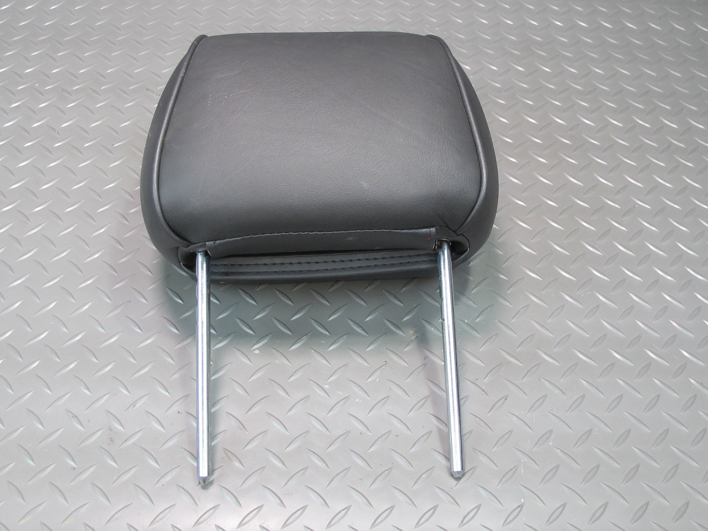 2008-2009 Hummer H2 Front Left & Right Seat Leather Headrest Set of 2 Black